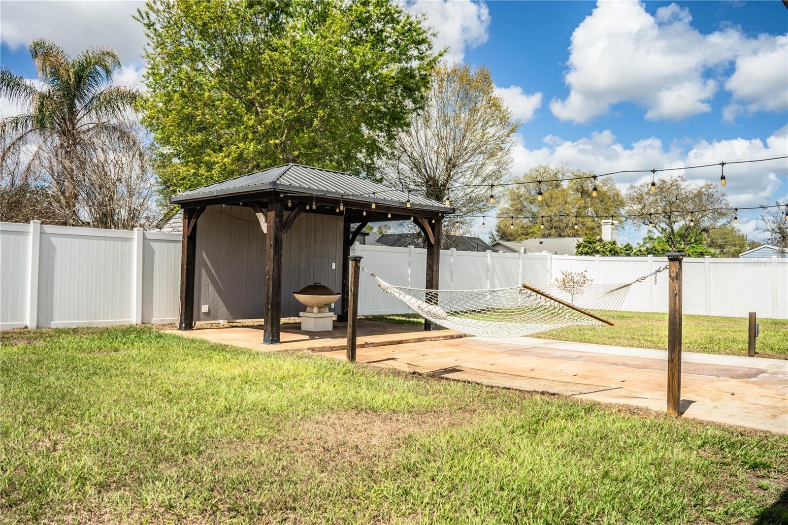 Image 46 of 48 For 7144 Remington Oaks Loop