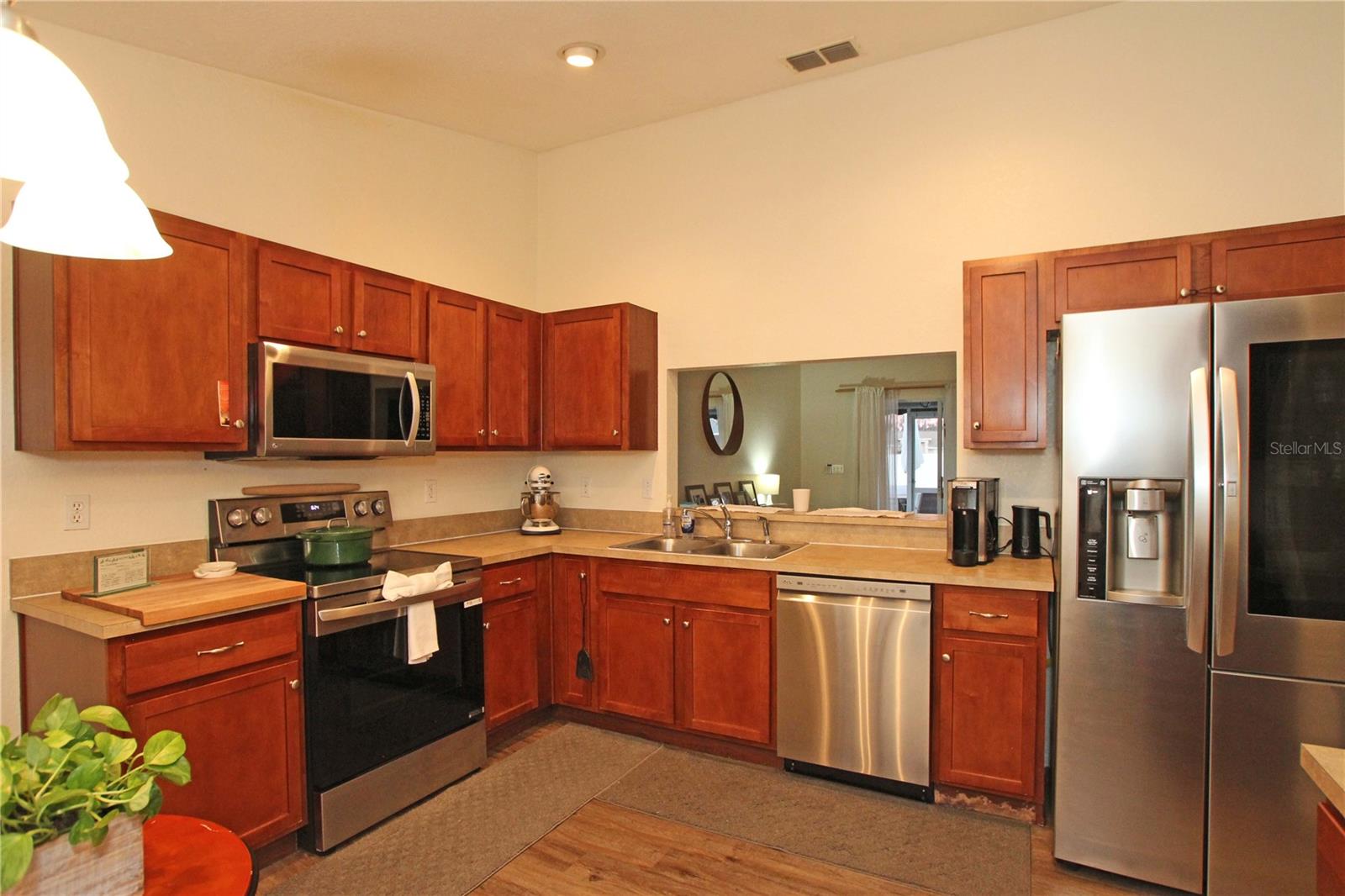 Image 11 of 38 For 2941 Coach Lamp Road