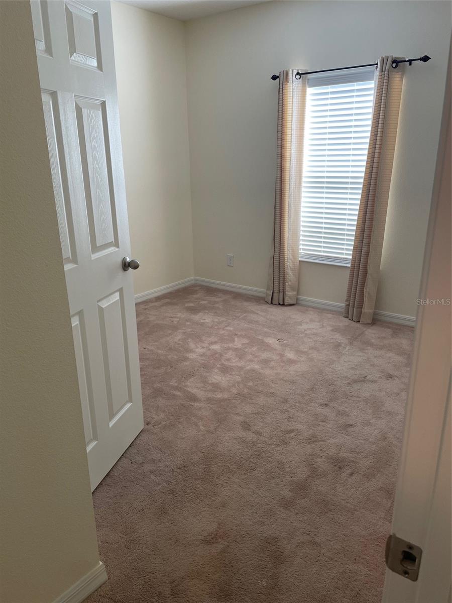 Image 11 of 18 For 318 Ardmore Street