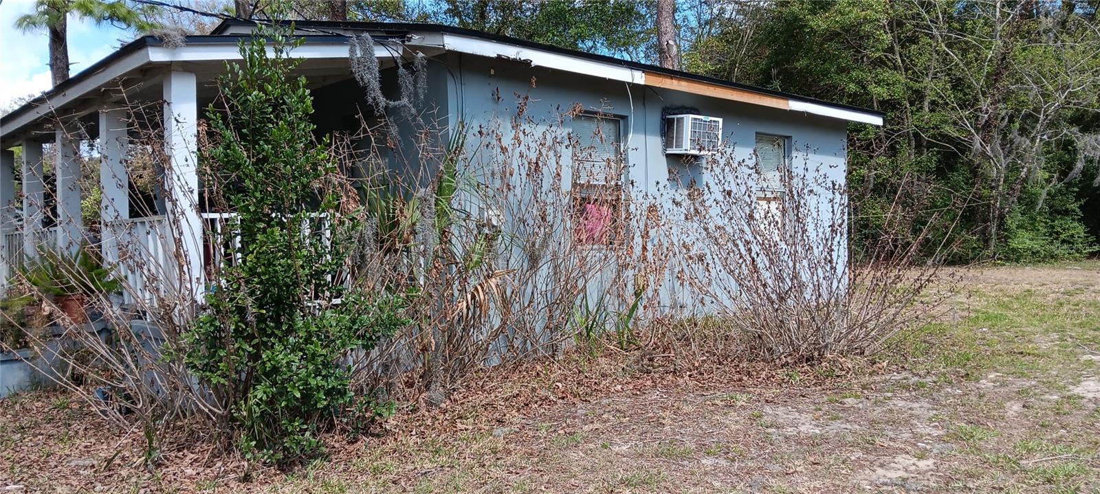 Image 4 of 67 For 555-565 Lee Road