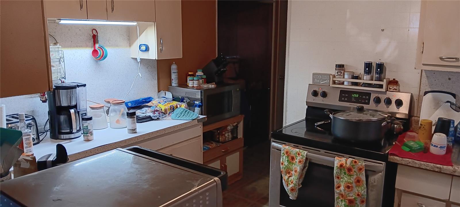 Image 47 of 67 For 555-565 Lee Road