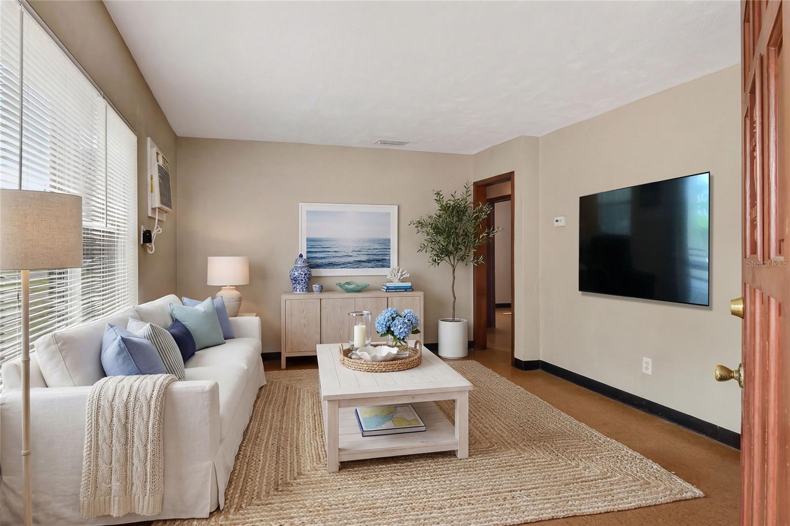 Image 2 of 43 For 1248 Woodland Avenue