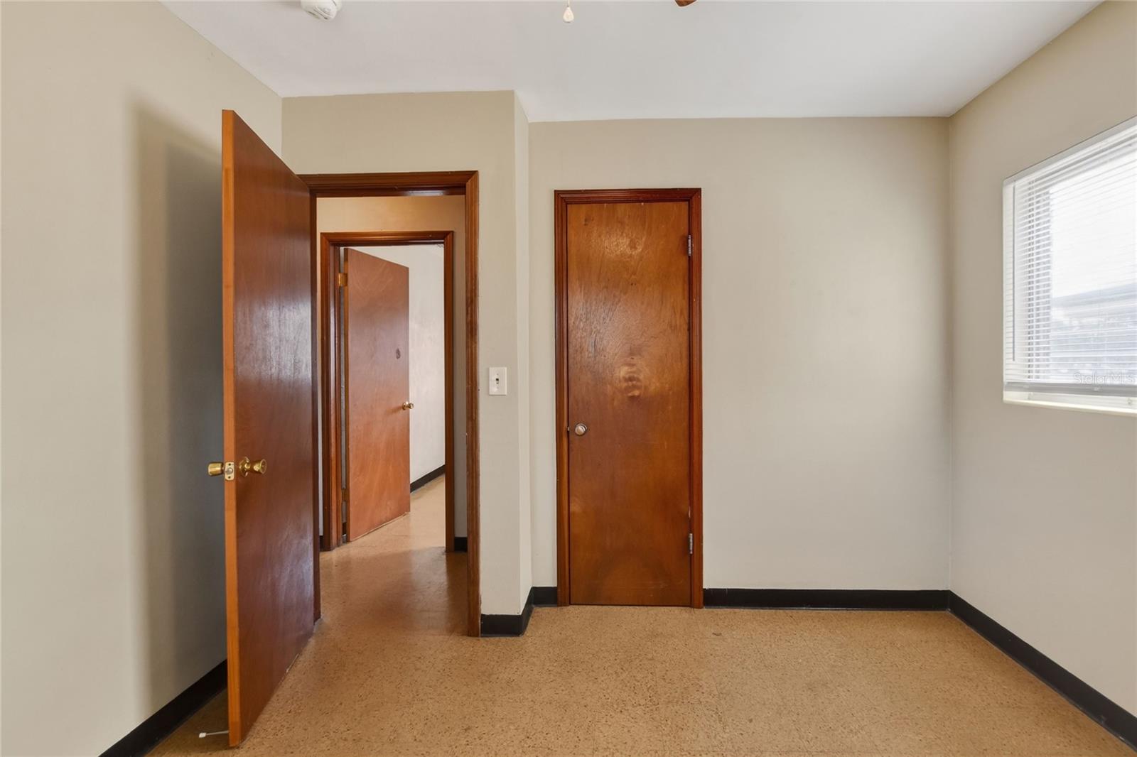 Image 23 of 43 For 1248 Woodland Avenue