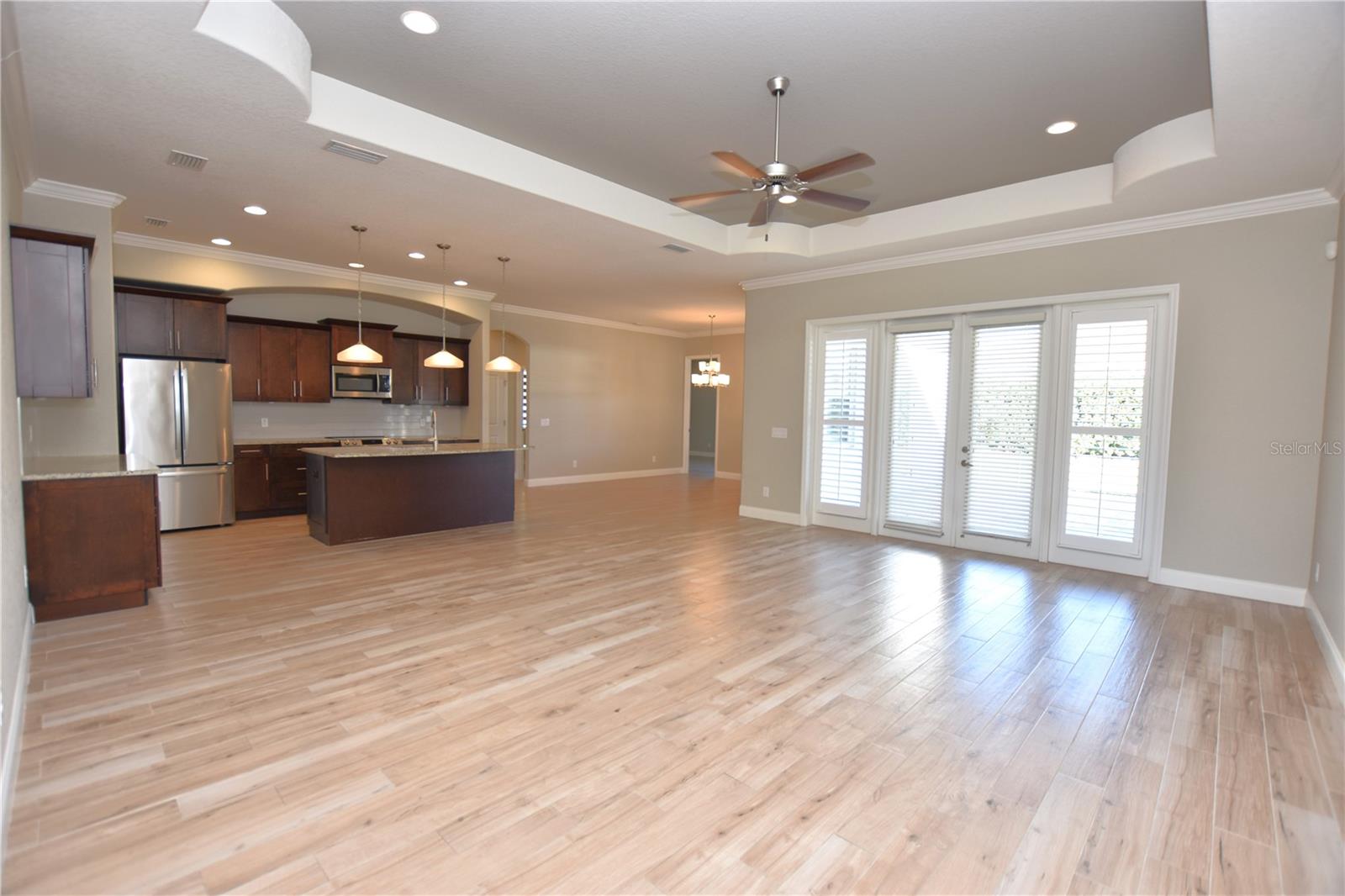 Image 12 of 45 For 6986 Highlands Creek Avenue