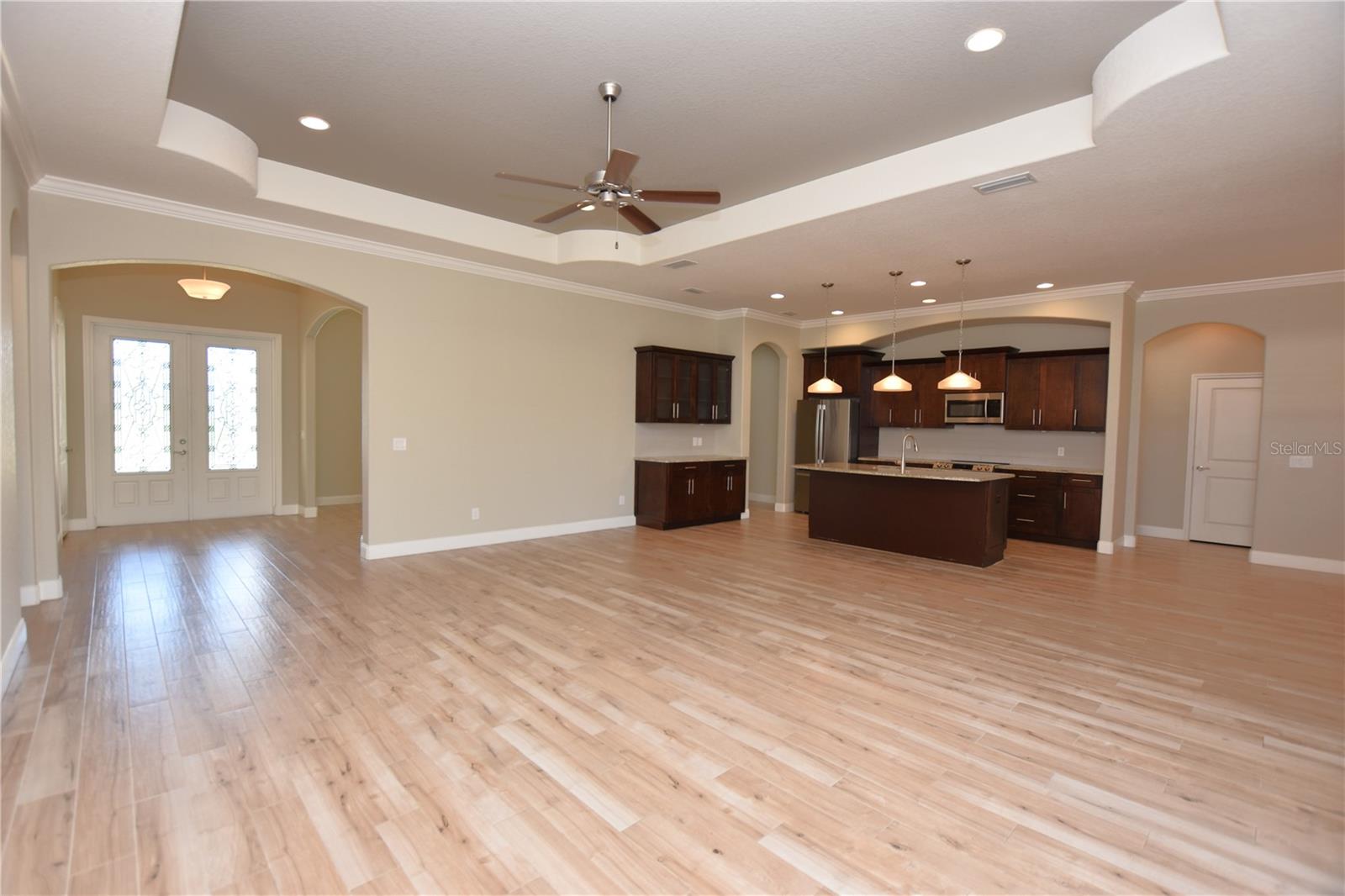 Image 13 of 45 For 6986 Highlands Creek Avenue