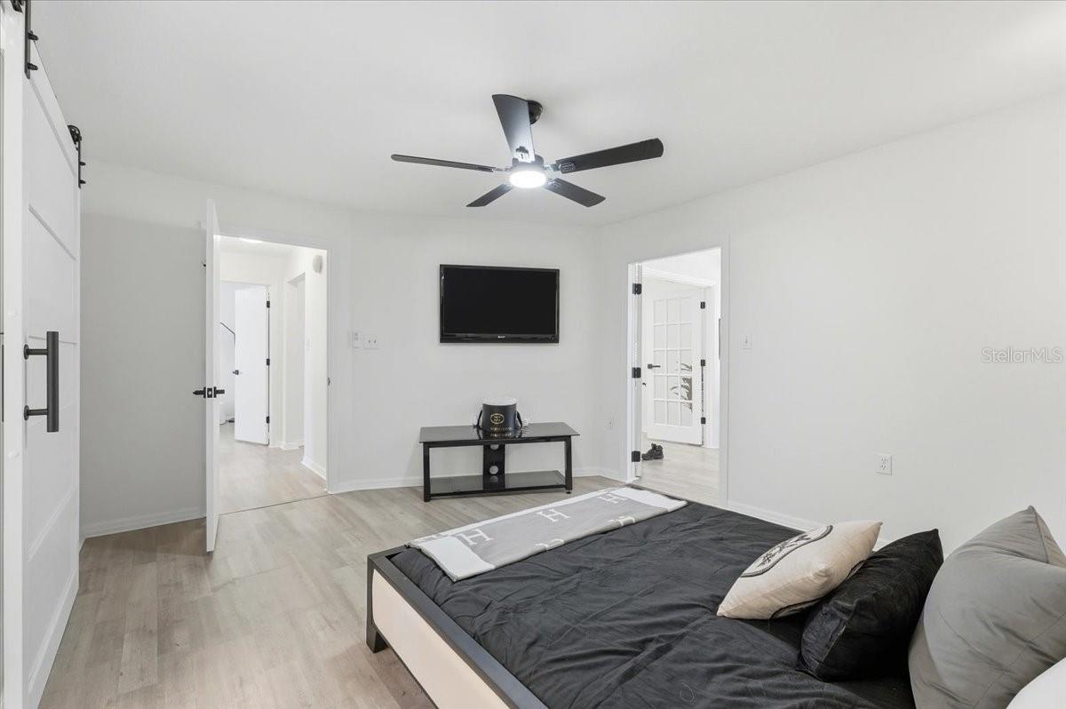 Image 15 of 69 For 669 Eagle Run