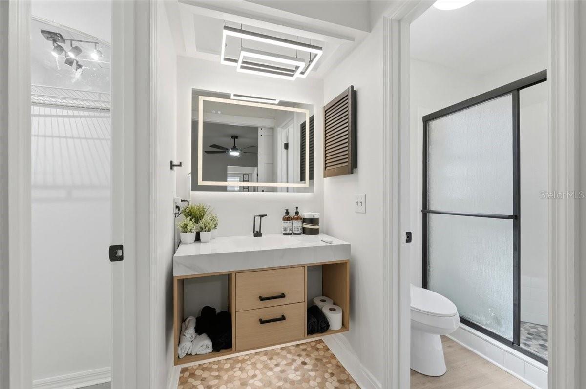 Image 16 of 69 For 669 Eagle Run