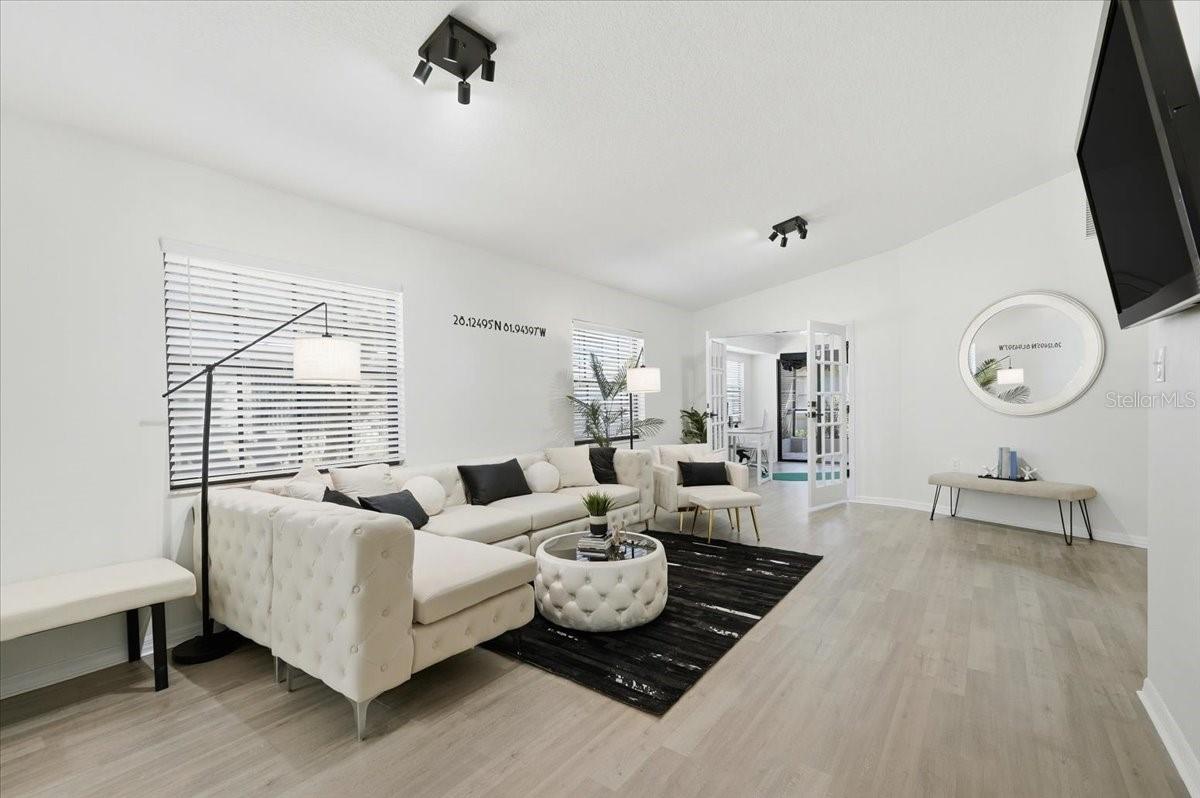 Image 5 of 69 For 669 Eagle Run