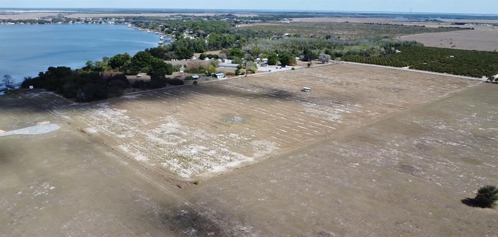 Image 16 of 28 For 100 Cloverleaf Road