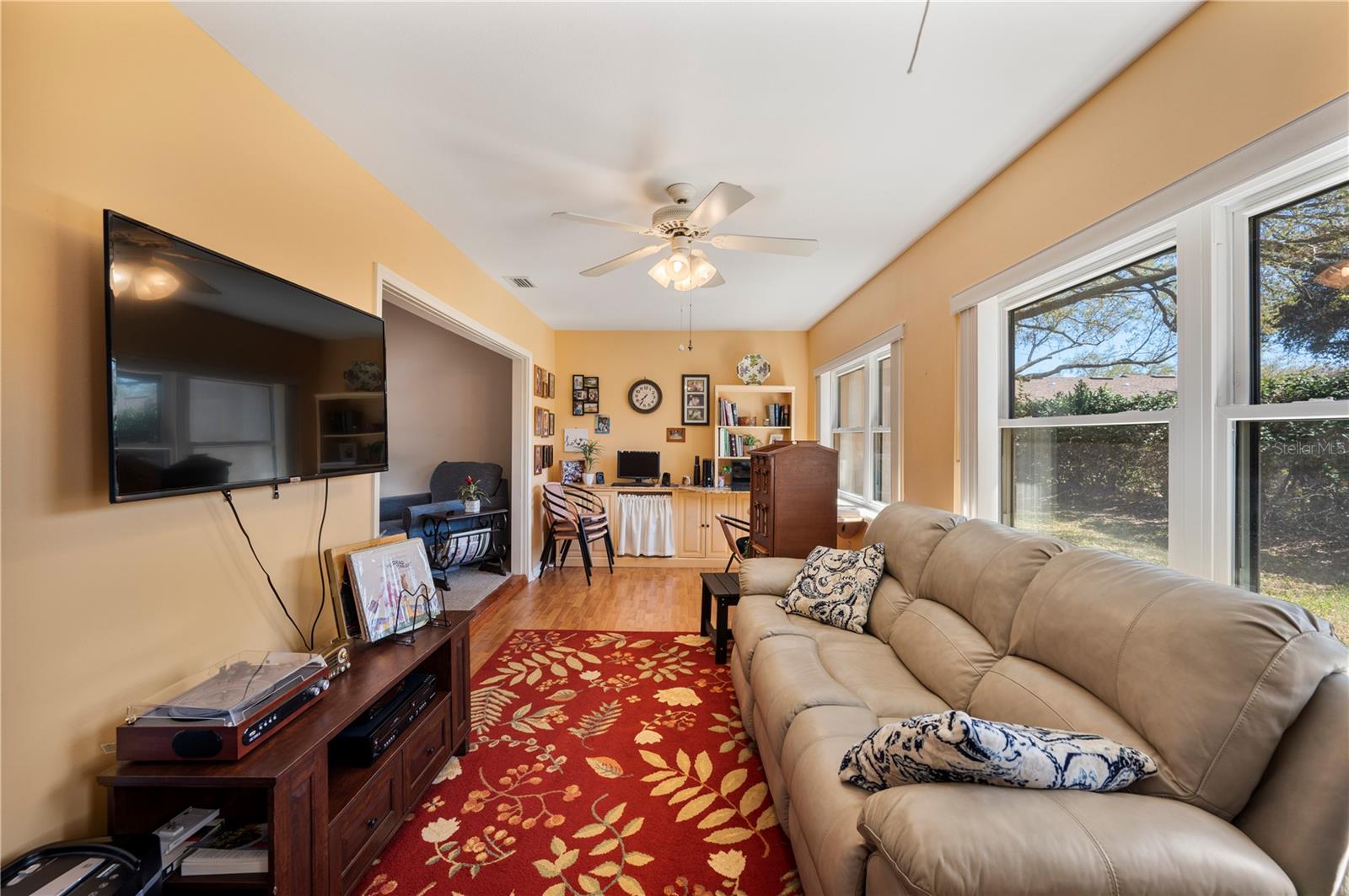 Image 4 of 39 For 2025 Sylvester Road Rr2