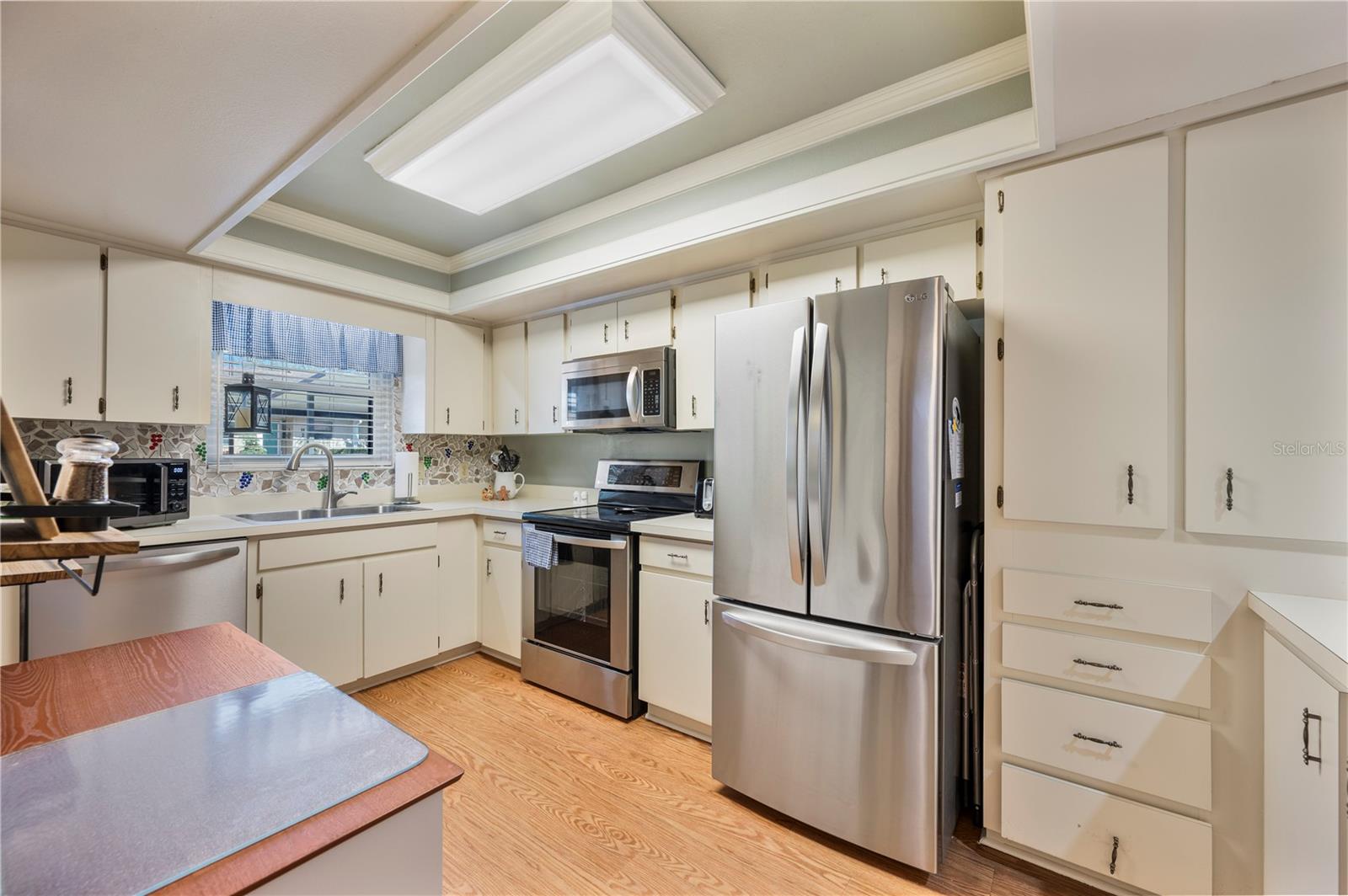 Image 7 of 39 For 2025 Sylvester Road Rr2