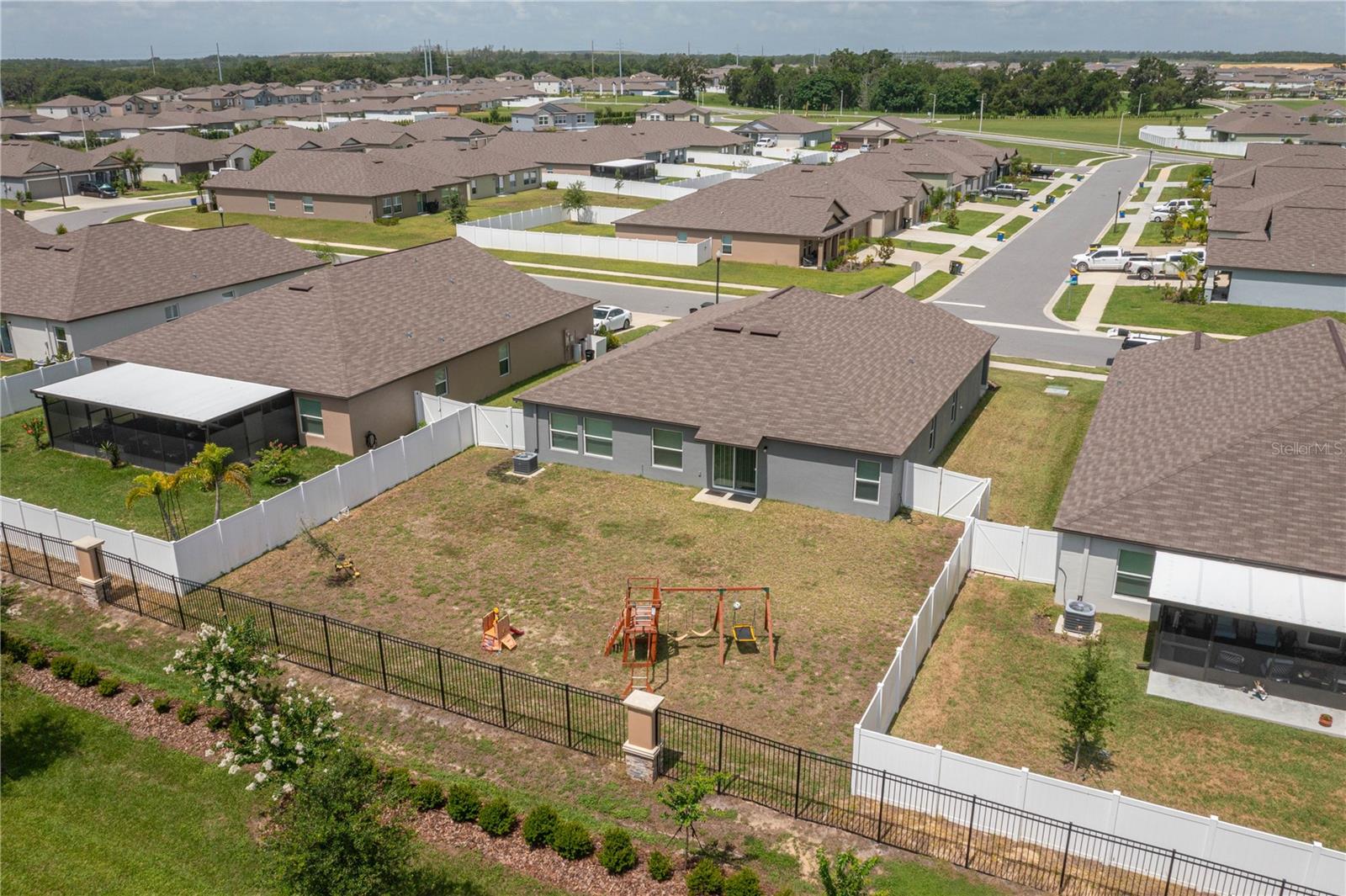 Image 25 of 29 For 2958 Flying Blackbird Road