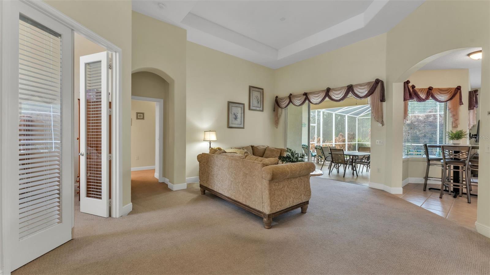 Image 13 of 68 For 345 Barbera Drive