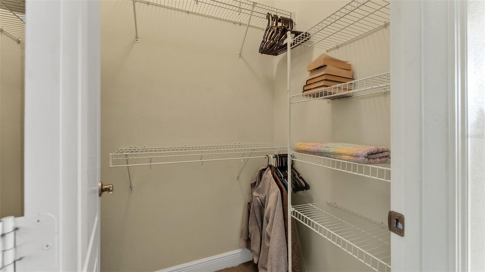 Image 22 of 68 For 345 Barbera Drive