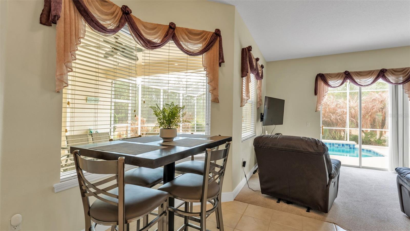 Image 33 of 68 For 345 Barbera Drive