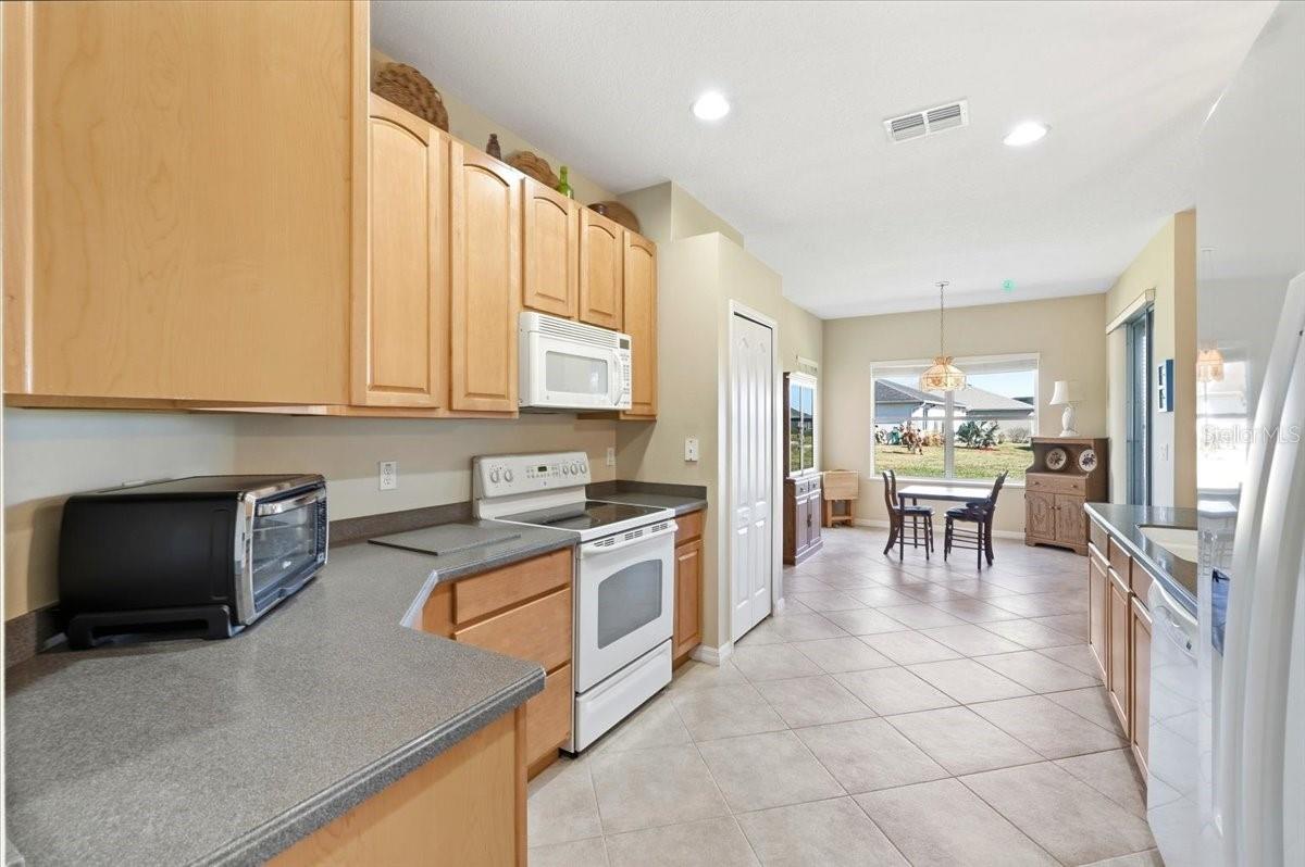 Image 13 of 60 For 3357 Grenville Drive