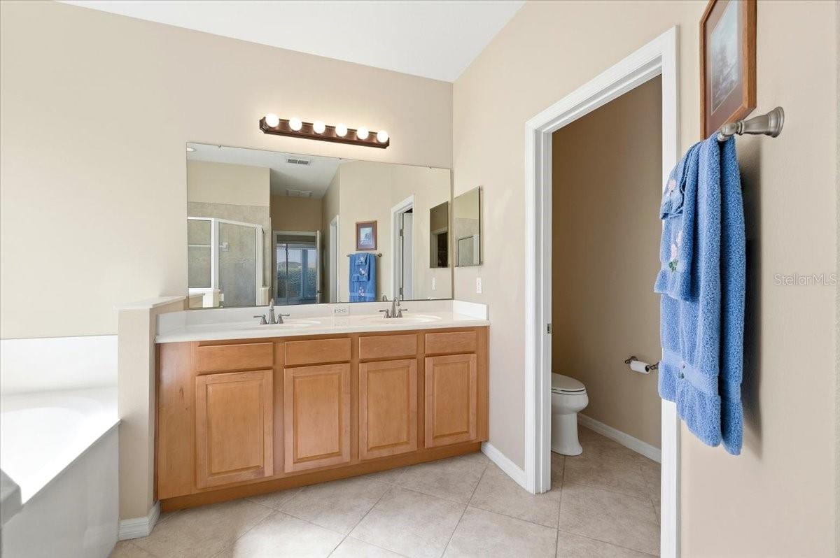 Image 23 of 60 For 3357 Grenville Drive