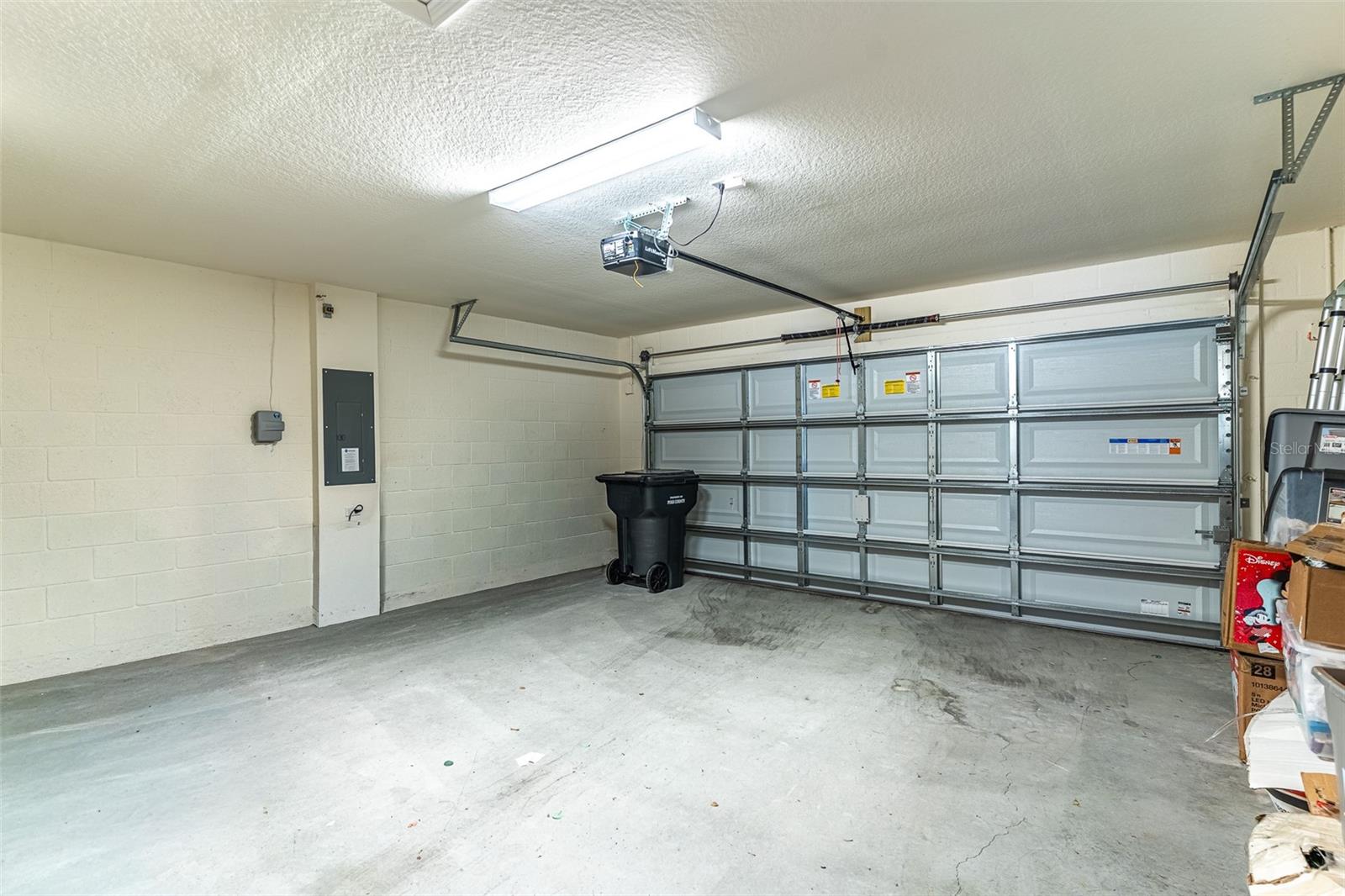 Image 16 of 29 For 1097 Sandpiper Loop