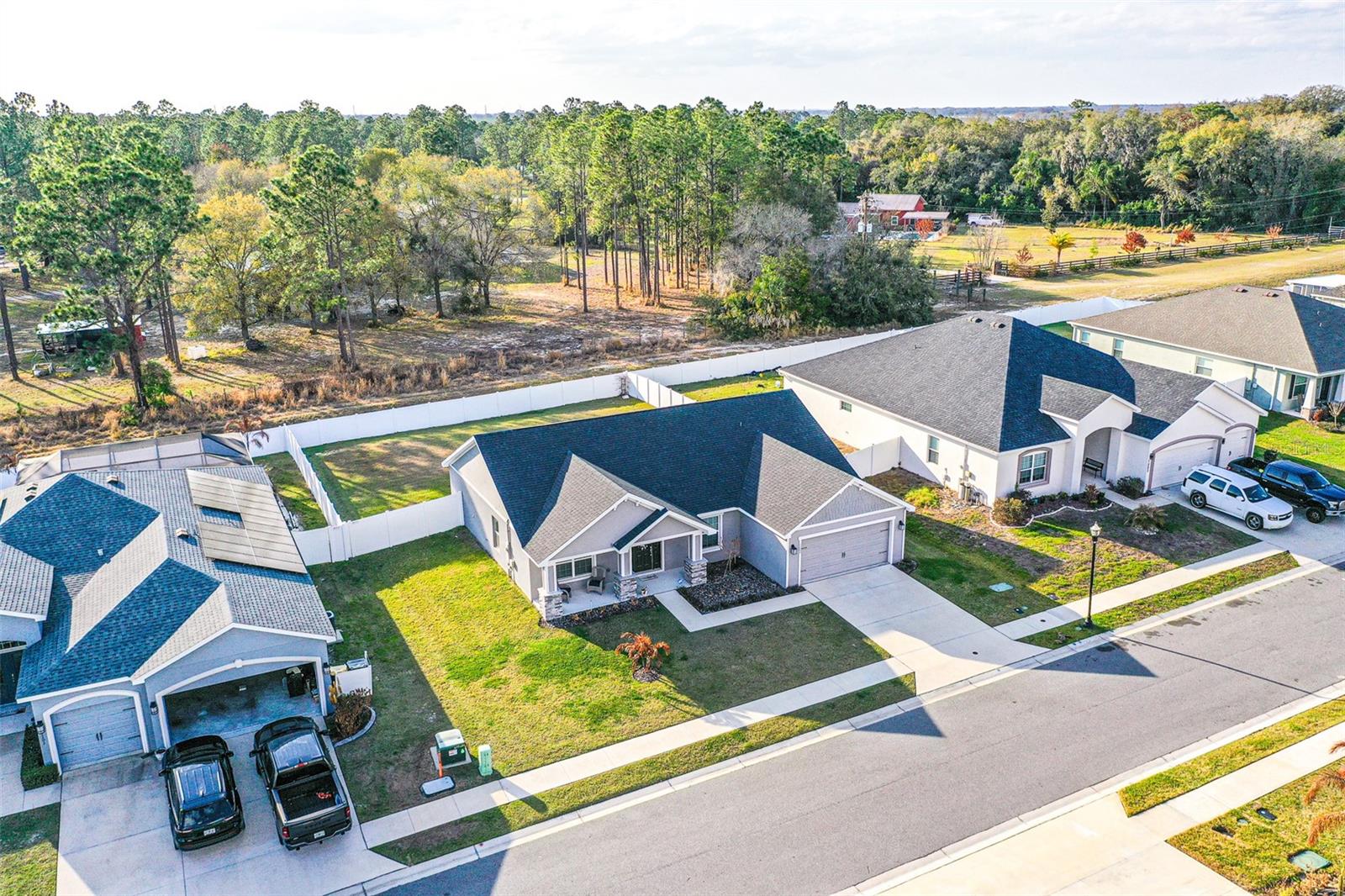 Image 21 of 29 For 1097 Sandpiper Loop