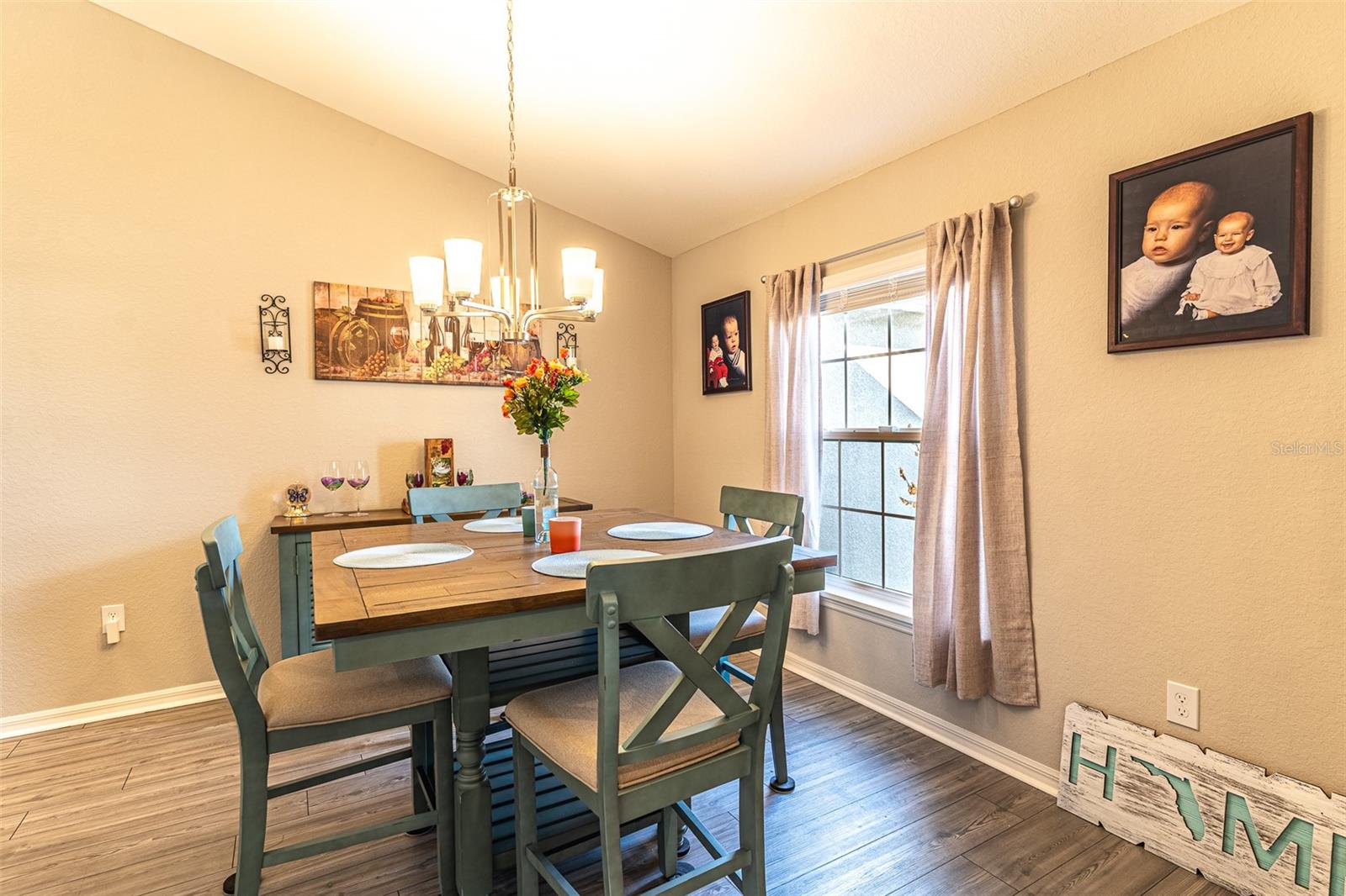 Image 5 of 29 For 1097 Sandpiper Loop