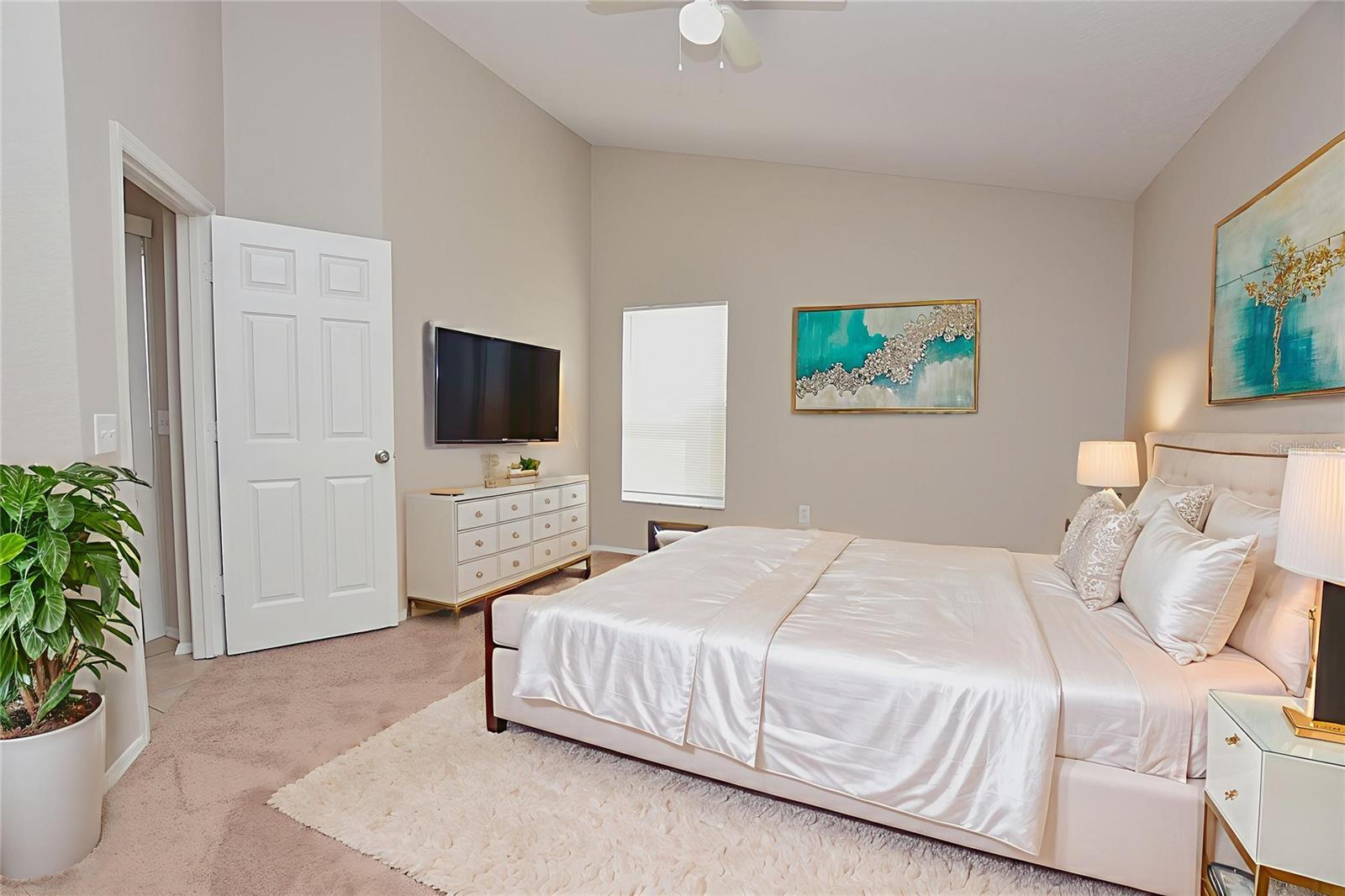 Image 15 of 30 For 7427 Gingko Avenue