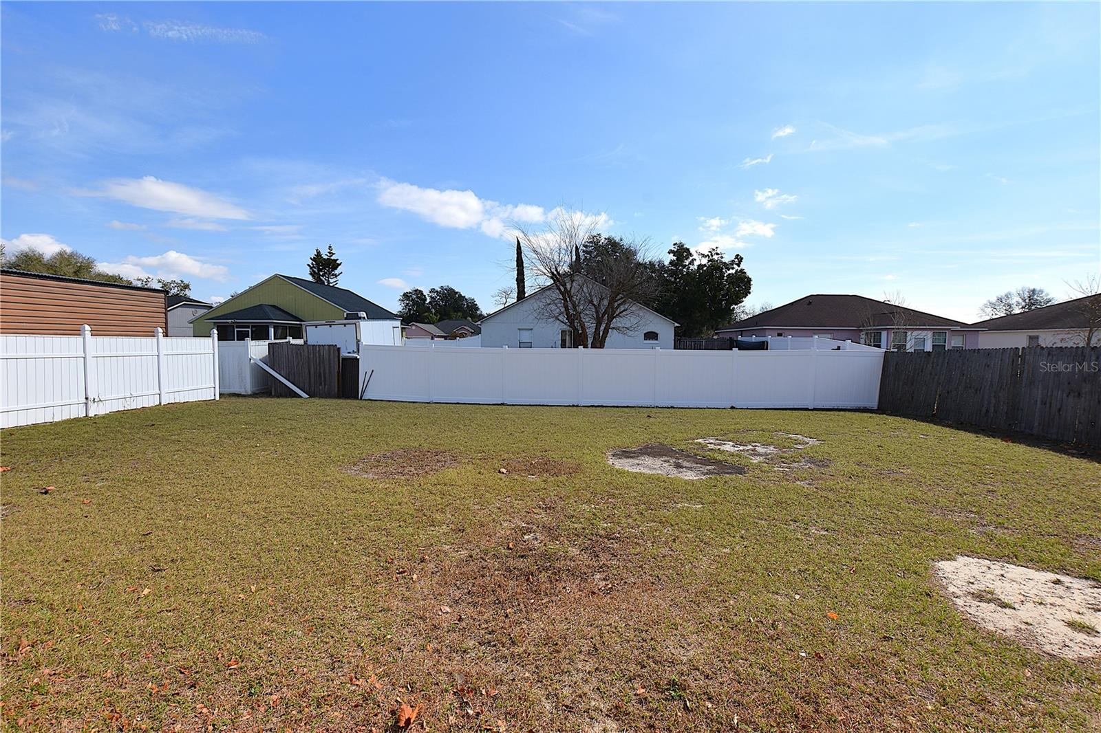 Image 29 of 30 For 7427 Gingko Avenue