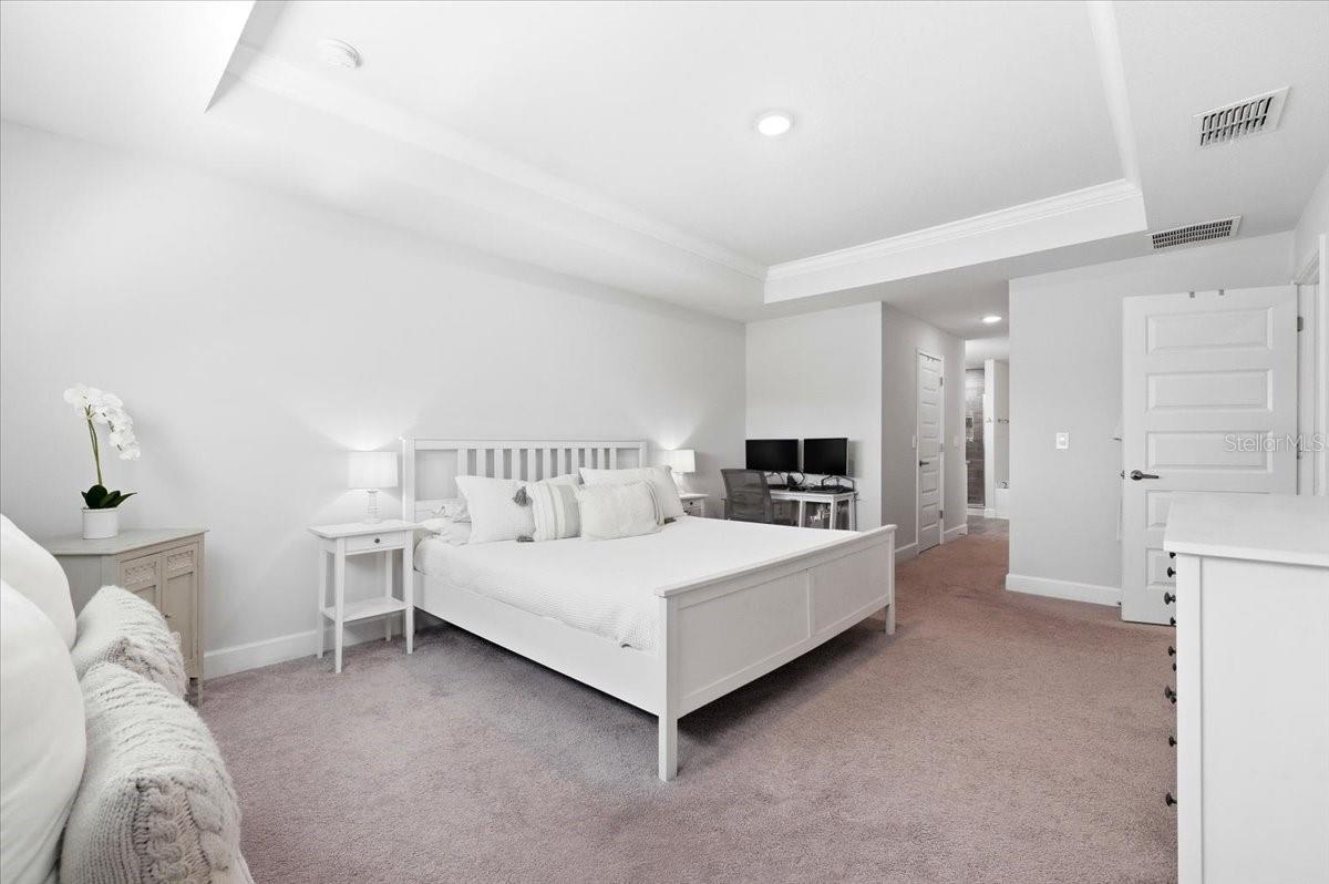 Image 37 of 66 For 331 Crescent Ridge Road