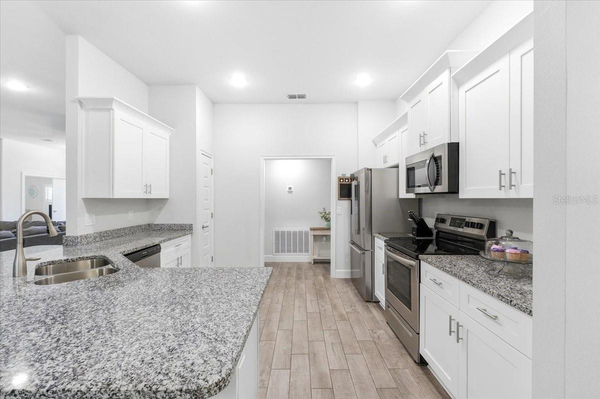 Image 4 of 66 For 331 Crescent Ridge Road