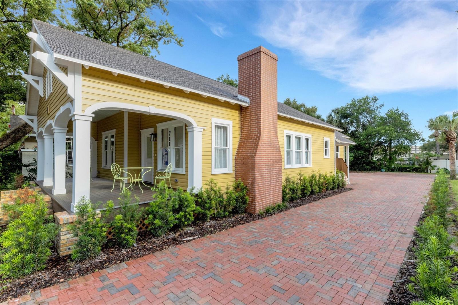 Image 39 of 51 For 711 Lime Street