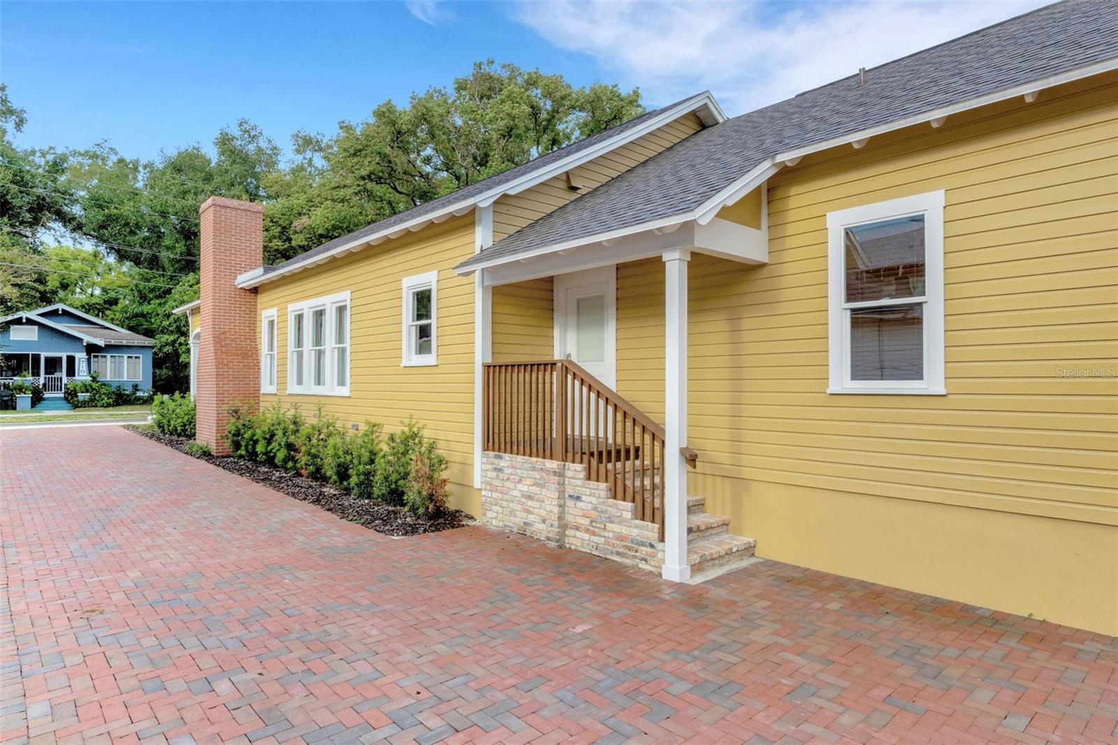 Image 41 of 51 For 711 Lime Street