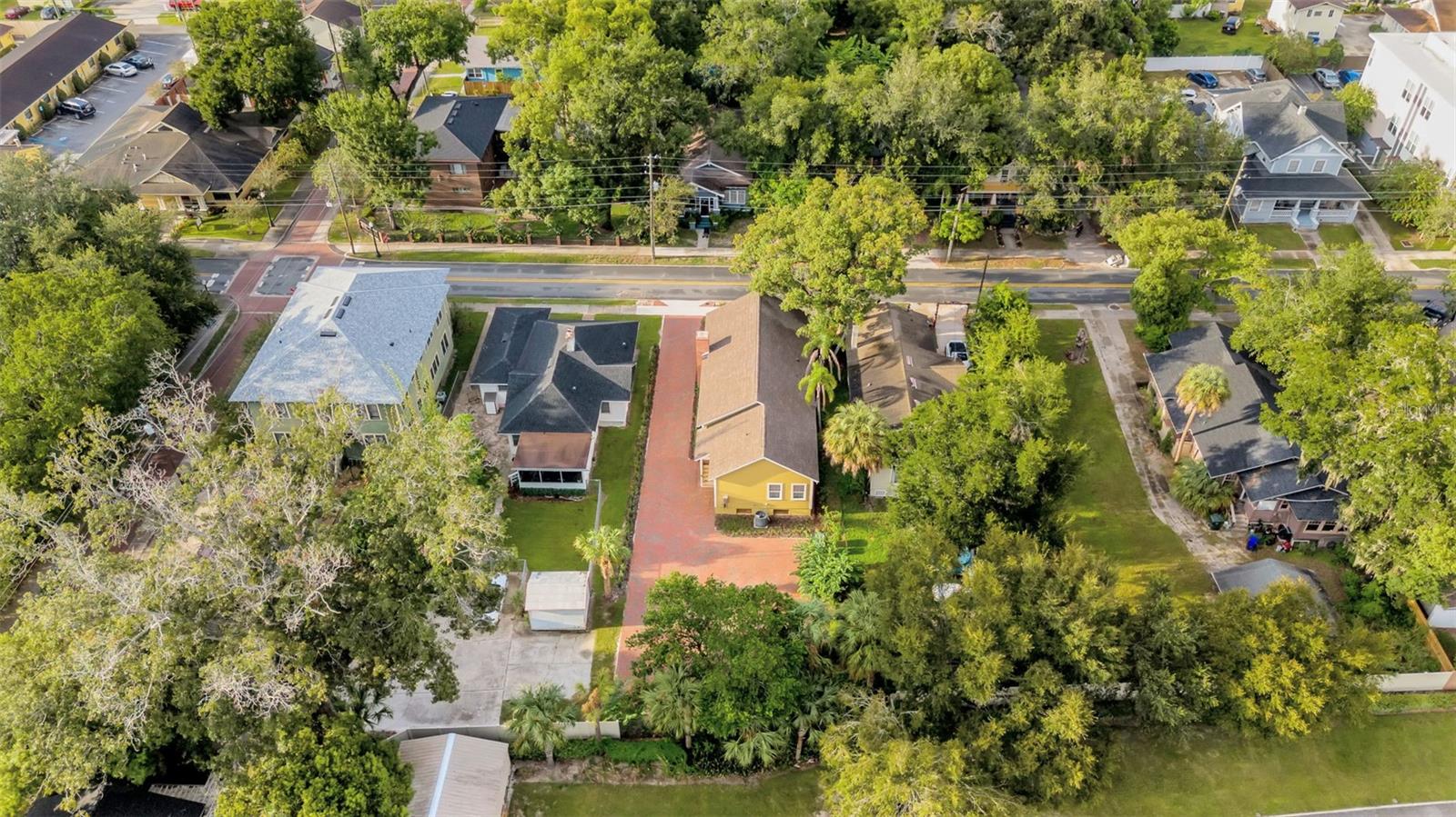 Image 48 of 51 For 711 Lime Street