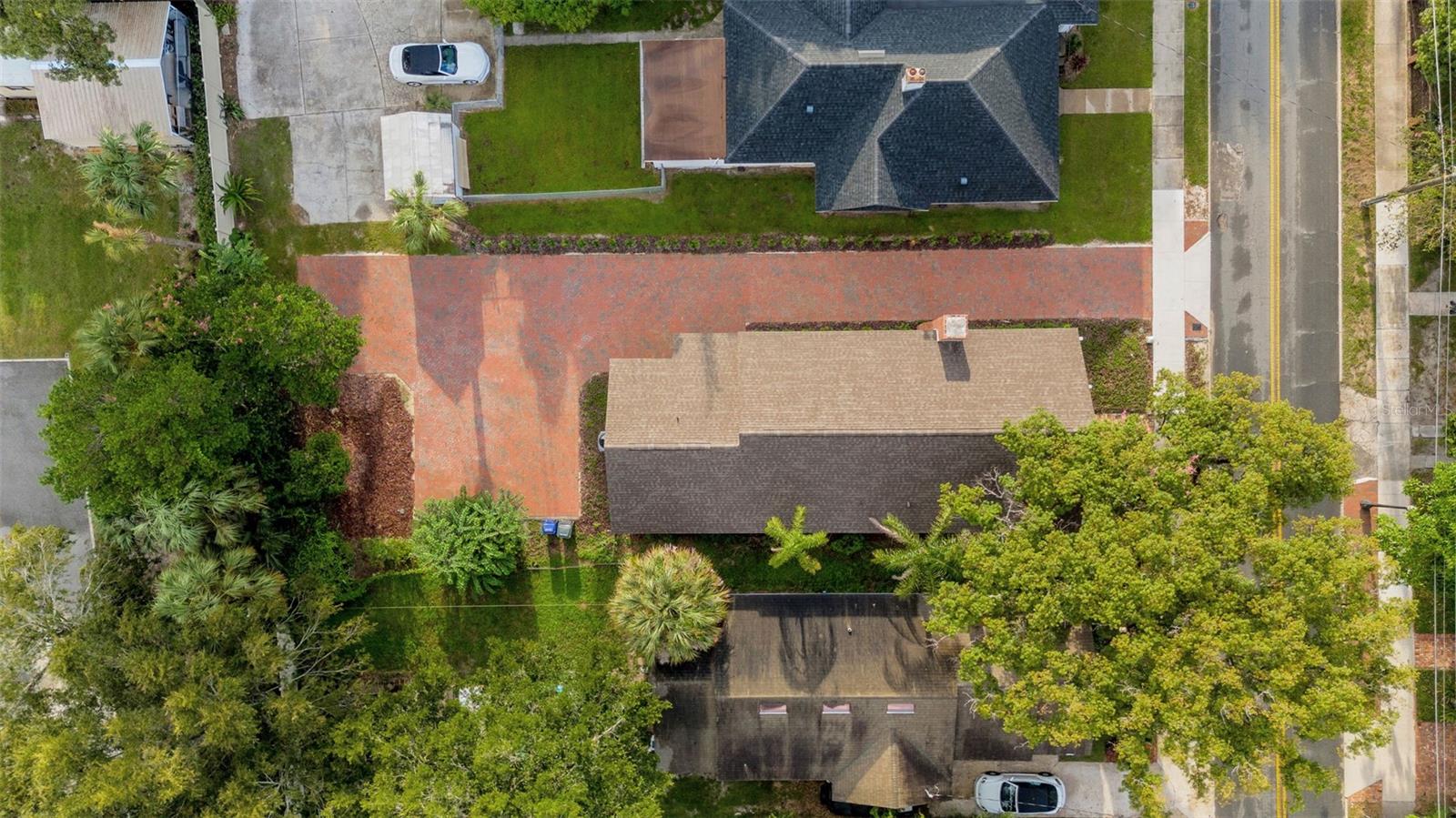 Image 49 of 51 For 711 Lime Street