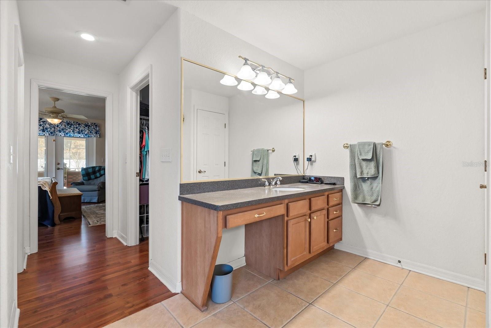 Image 21 of 36 For 1254 Timberidge Loop S