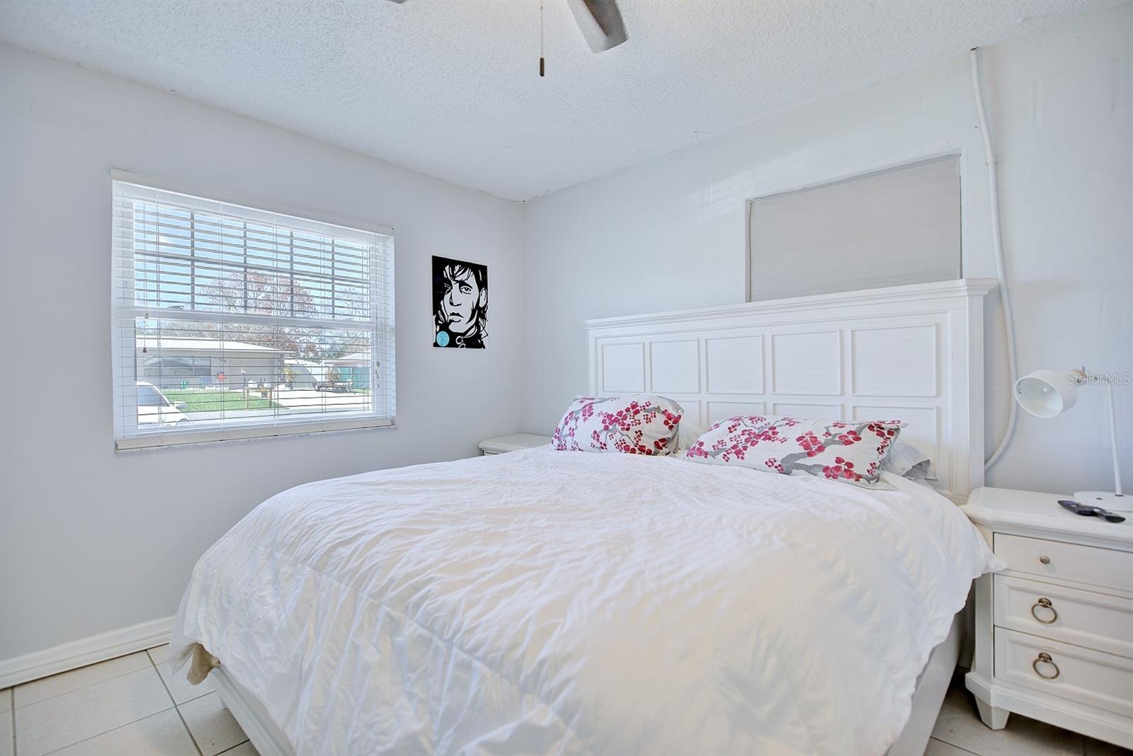 Image 16 of 30 For 4131 Bianca Street