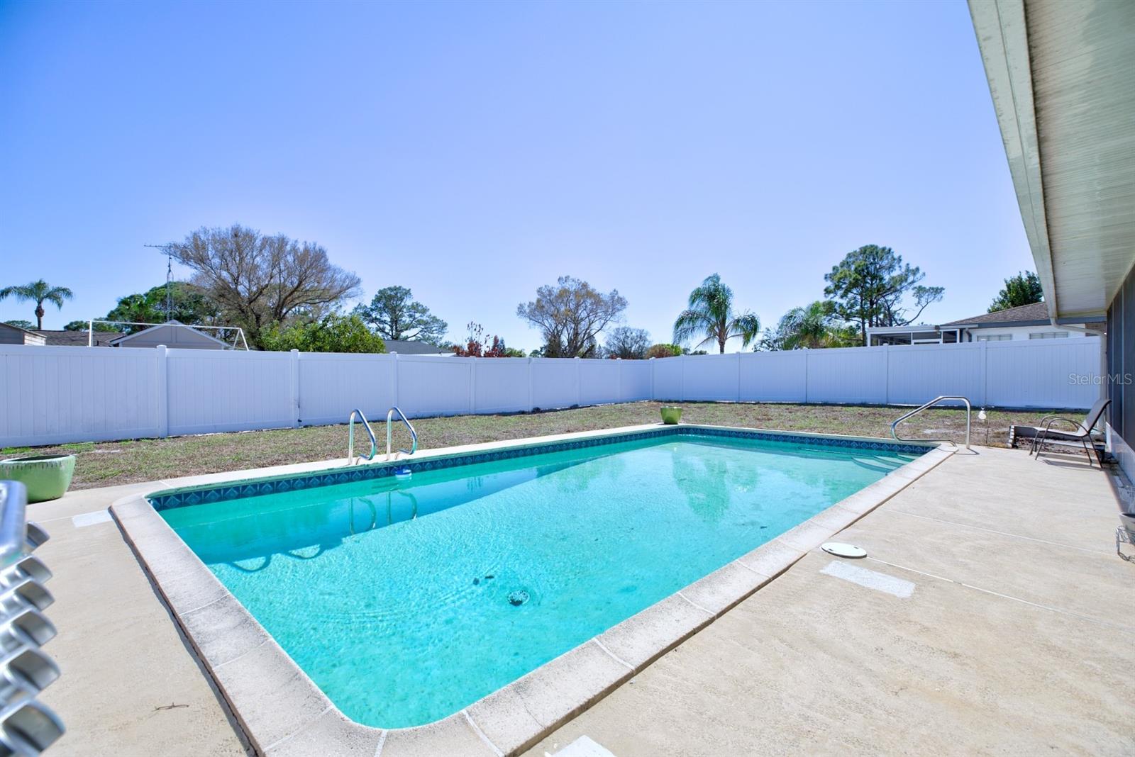 Image 27 of 30 For 4131 Bianca Street