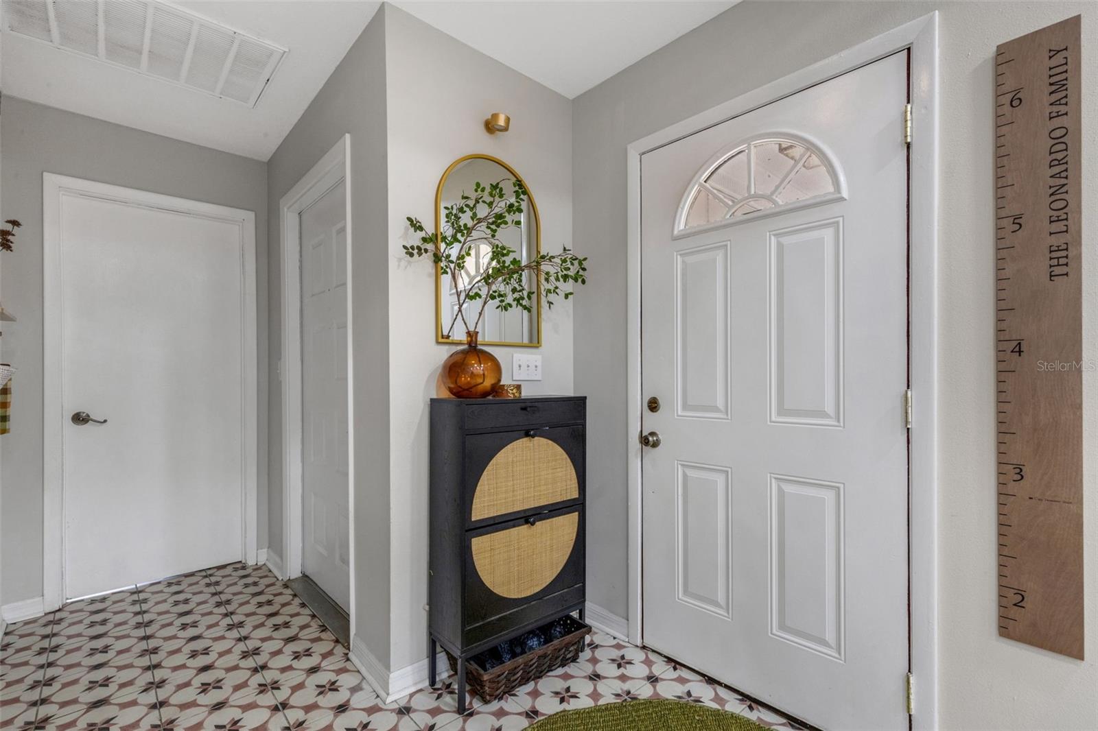 Image 2 of 47 For 1522 Eckart Drive