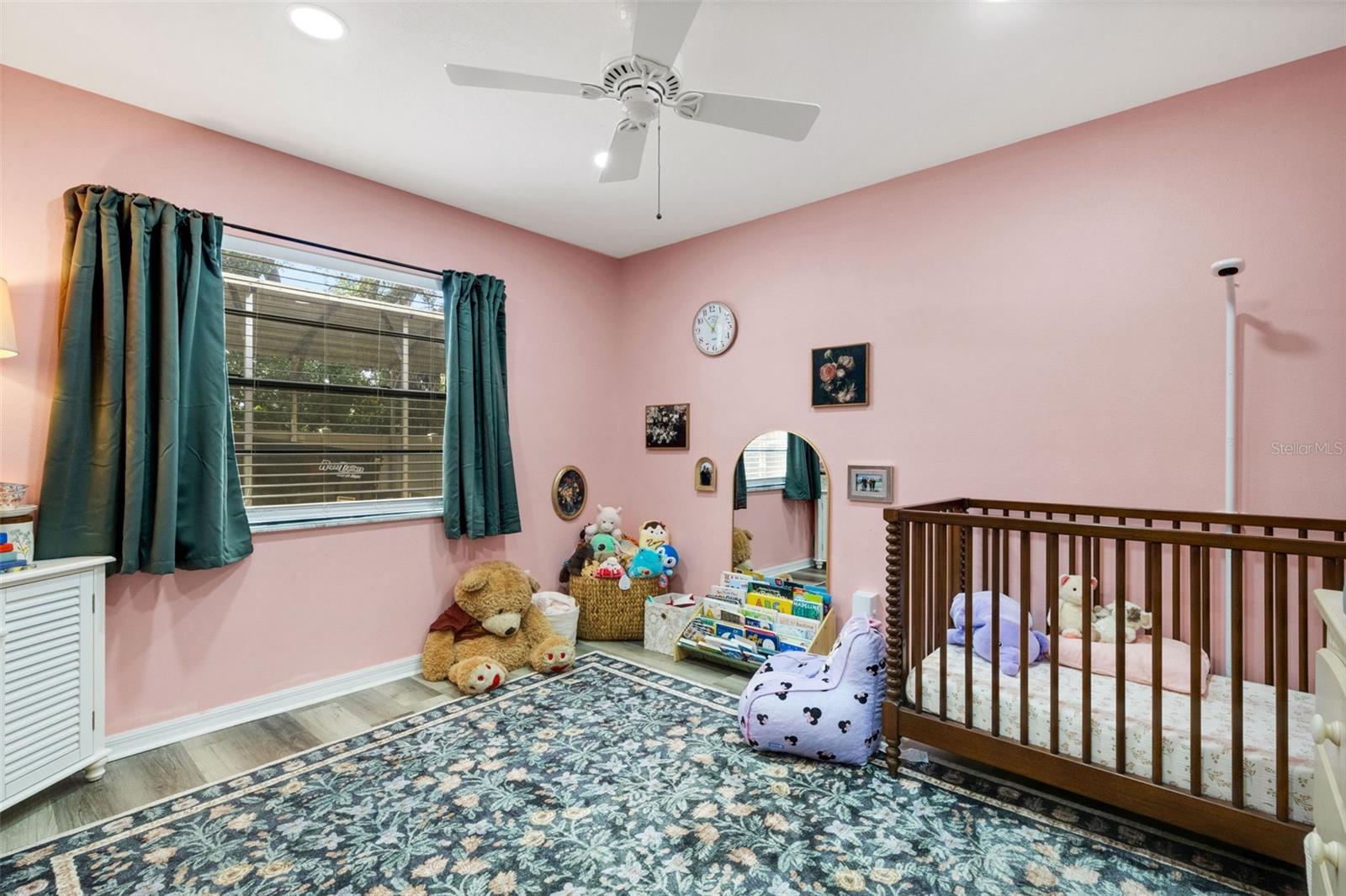 Image 24 of 47 For 1522 Eckart Drive