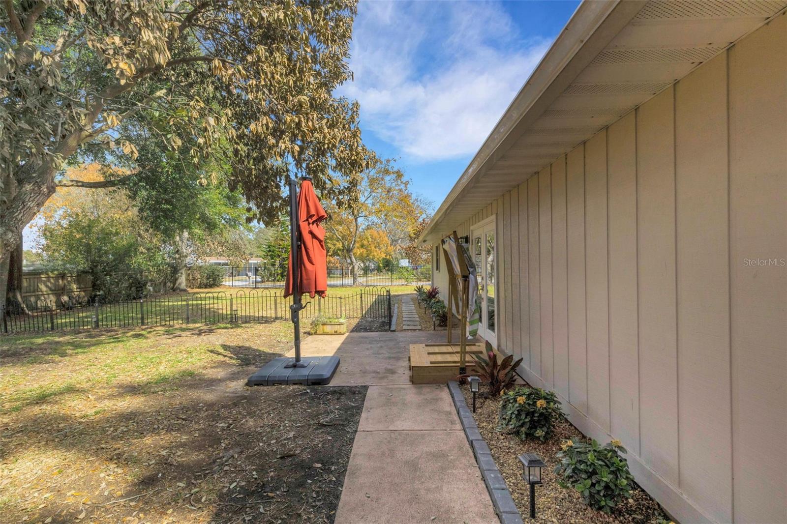 Image 34 of 47 For 1522 Eckart Drive