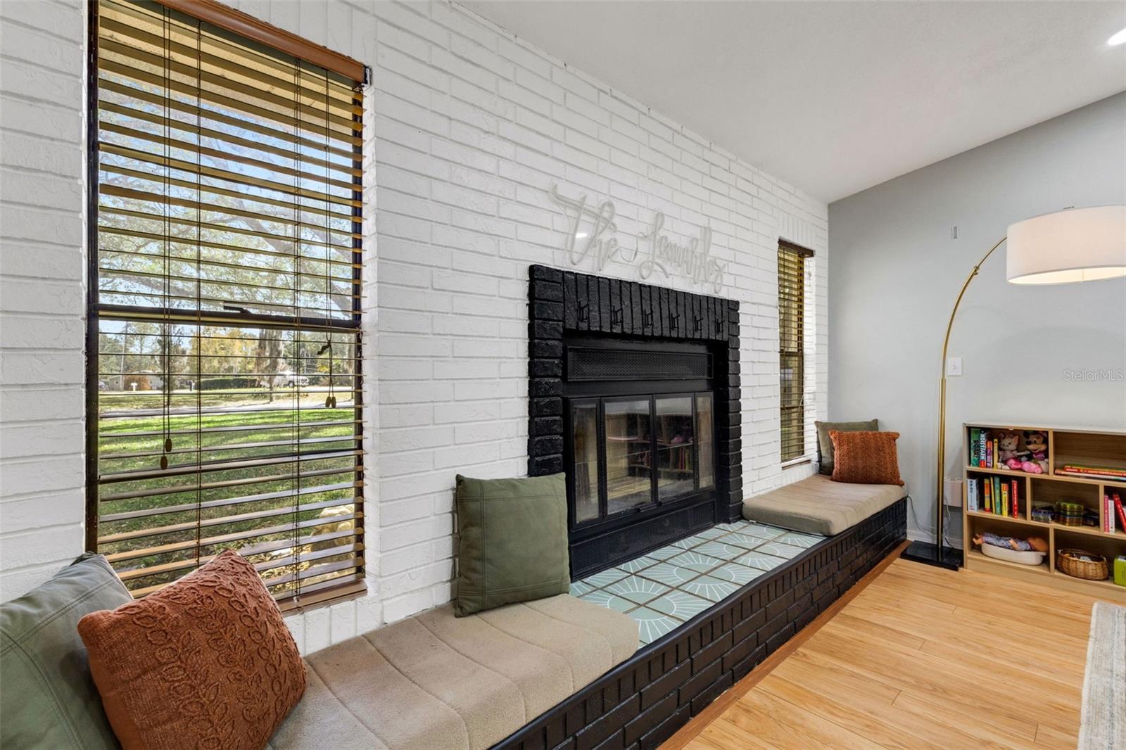 Image 5 of 47 For 1522 Eckart Drive