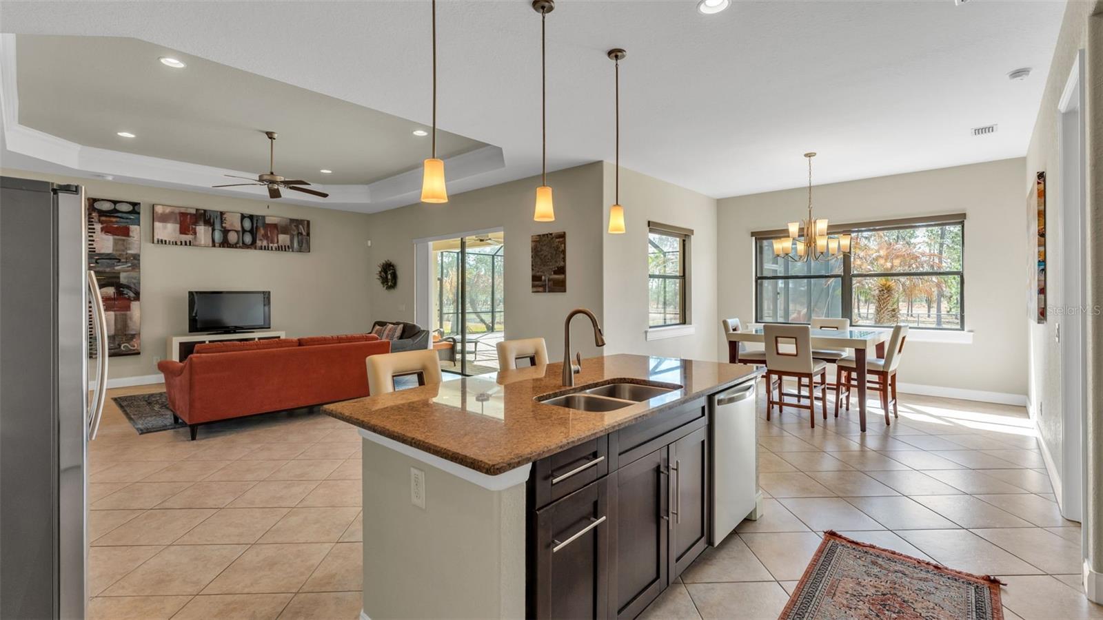 Image 20 of 63 For 7113 Highlands Creek Avenue