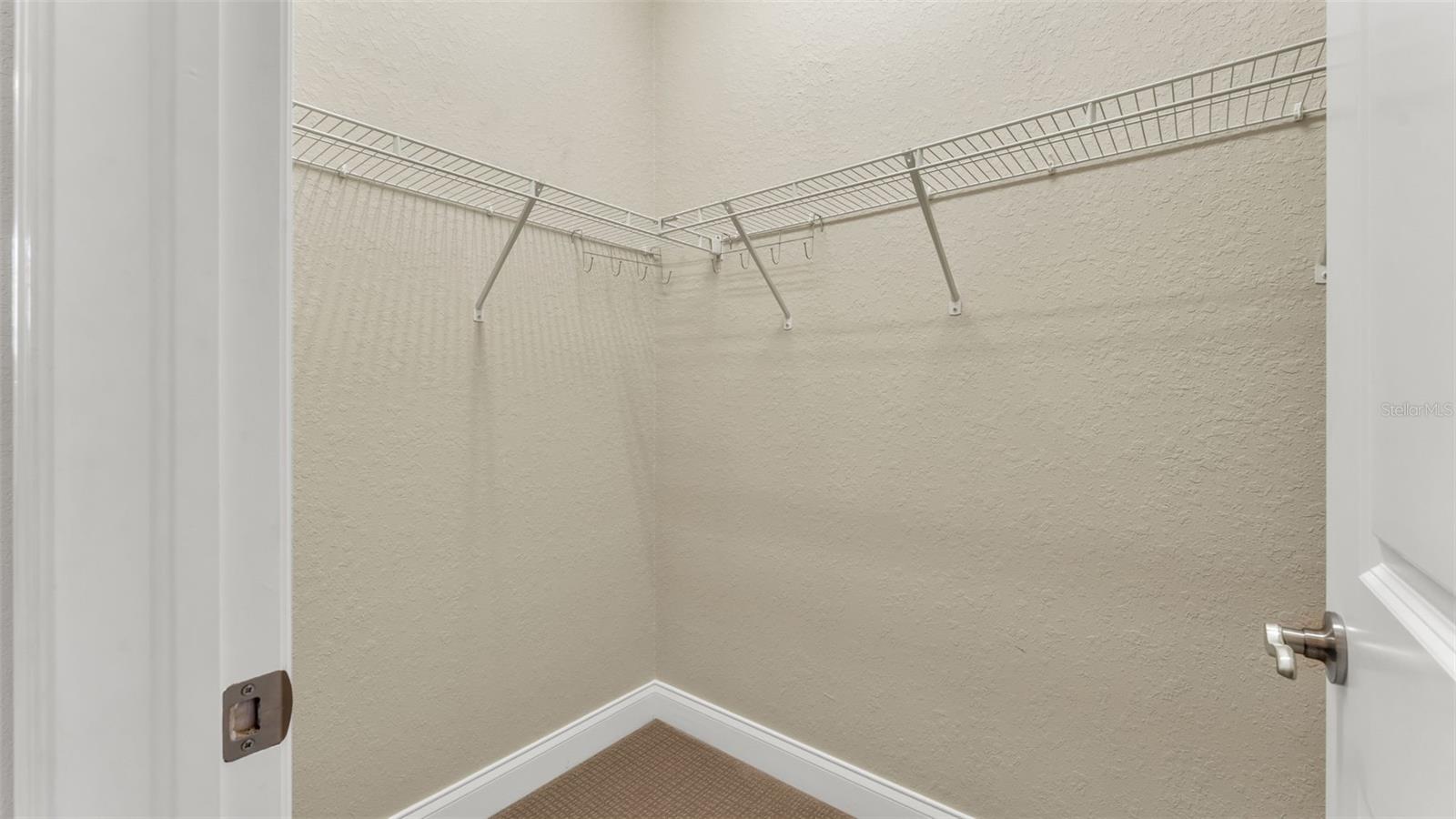 Image 30 of 63 For 7113 Highlands Creek Avenue