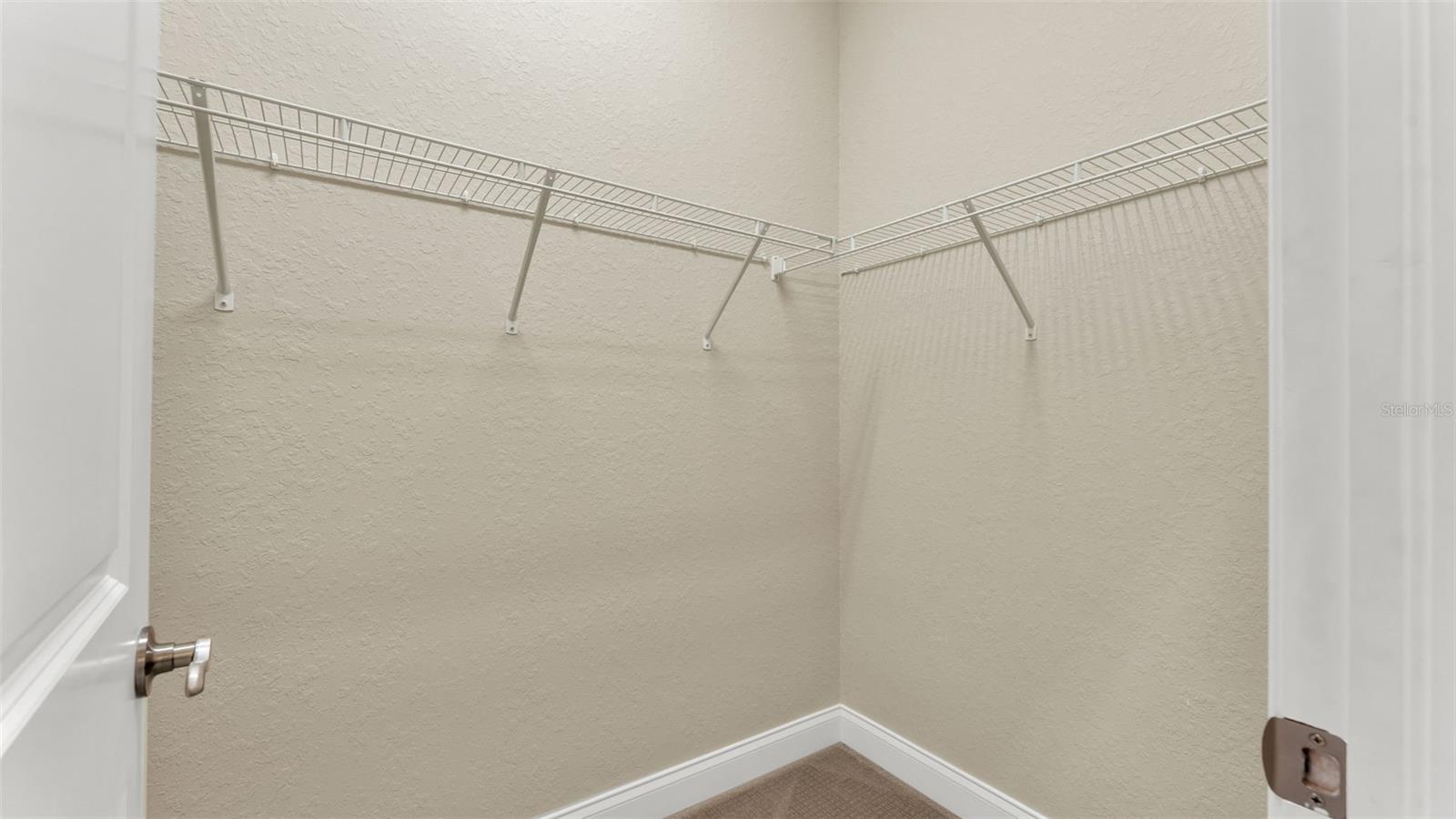 Image 31 of 63 For 7113 Highlands Creek Avenue