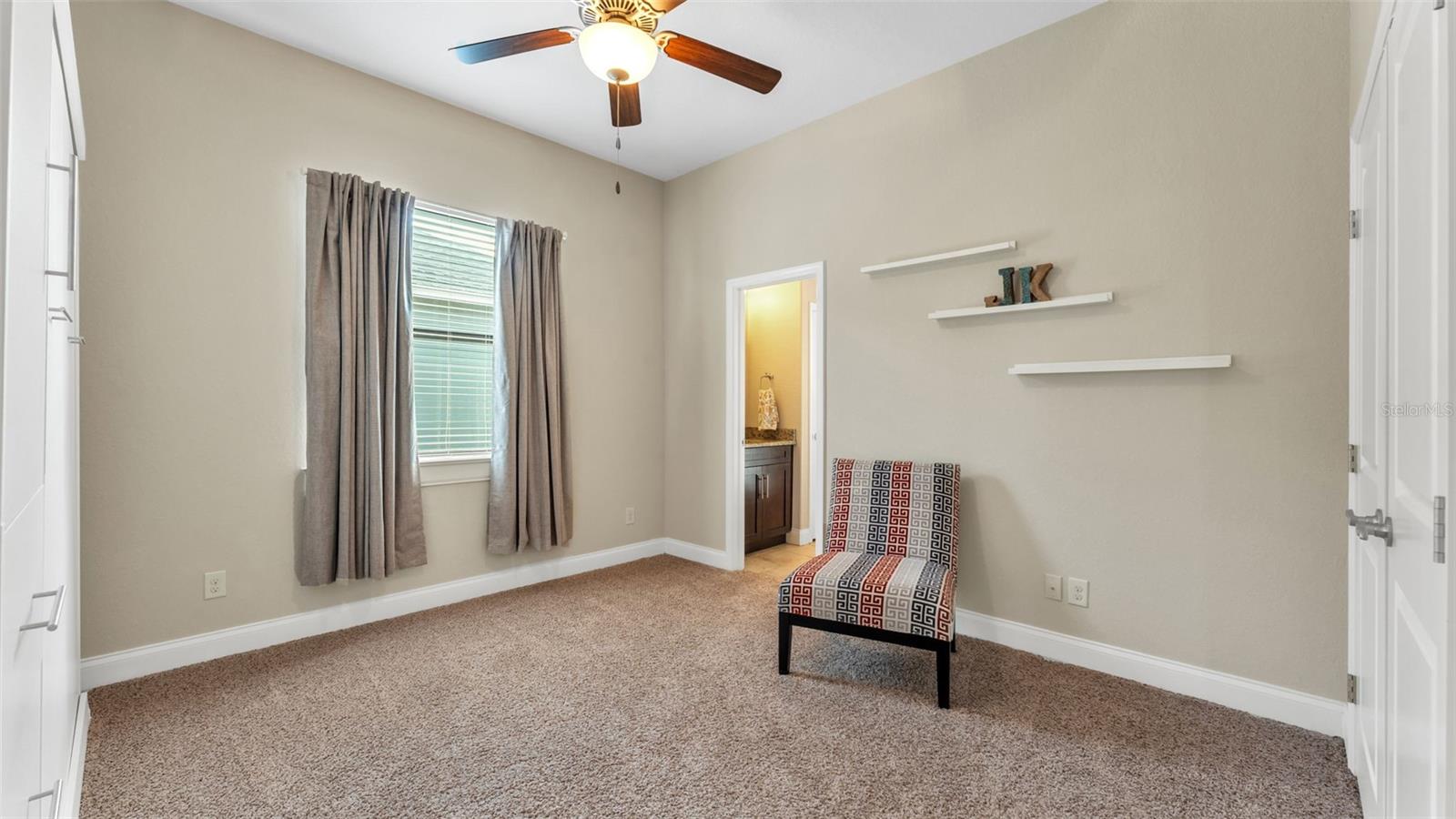 Image 40 of 63 For 7113 Highlands Creek Avenue