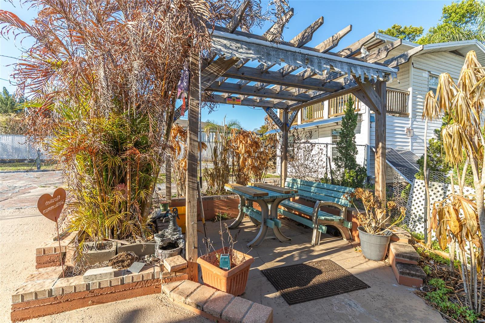 Image 34 of 43 For 130 Ribbon Parkway