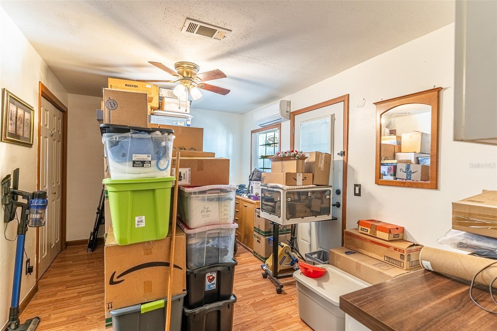 Image 6 of 43 For 130 Ribbon Parkway