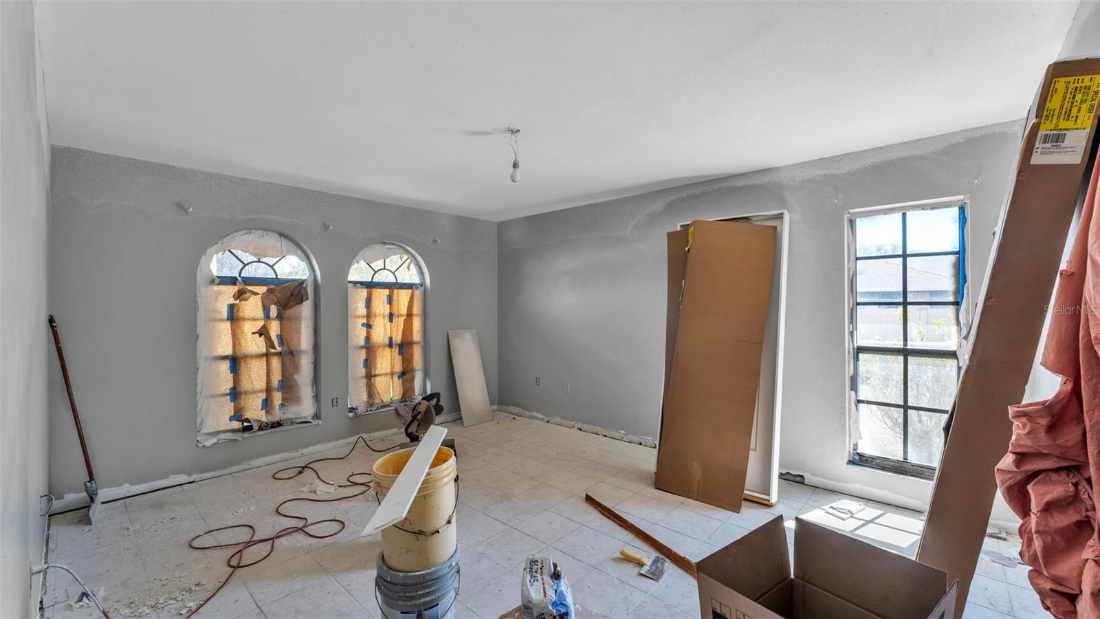 Image 12 of 31 For 6231 Forestwood Drive W