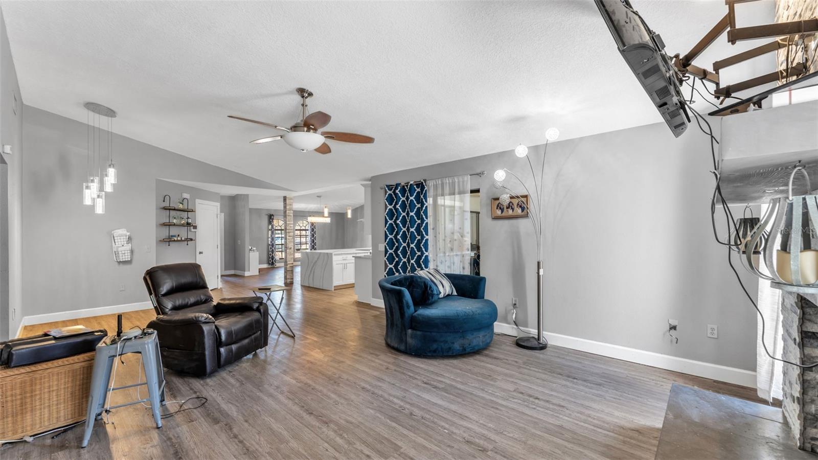 Image 16 of 31 For 6231 Forestwood Drive W