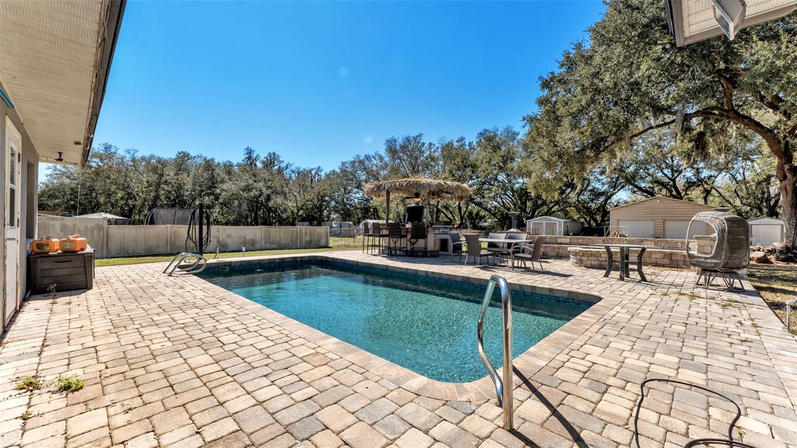 Image 19 of 31 For 6231 Forestwood Drive W