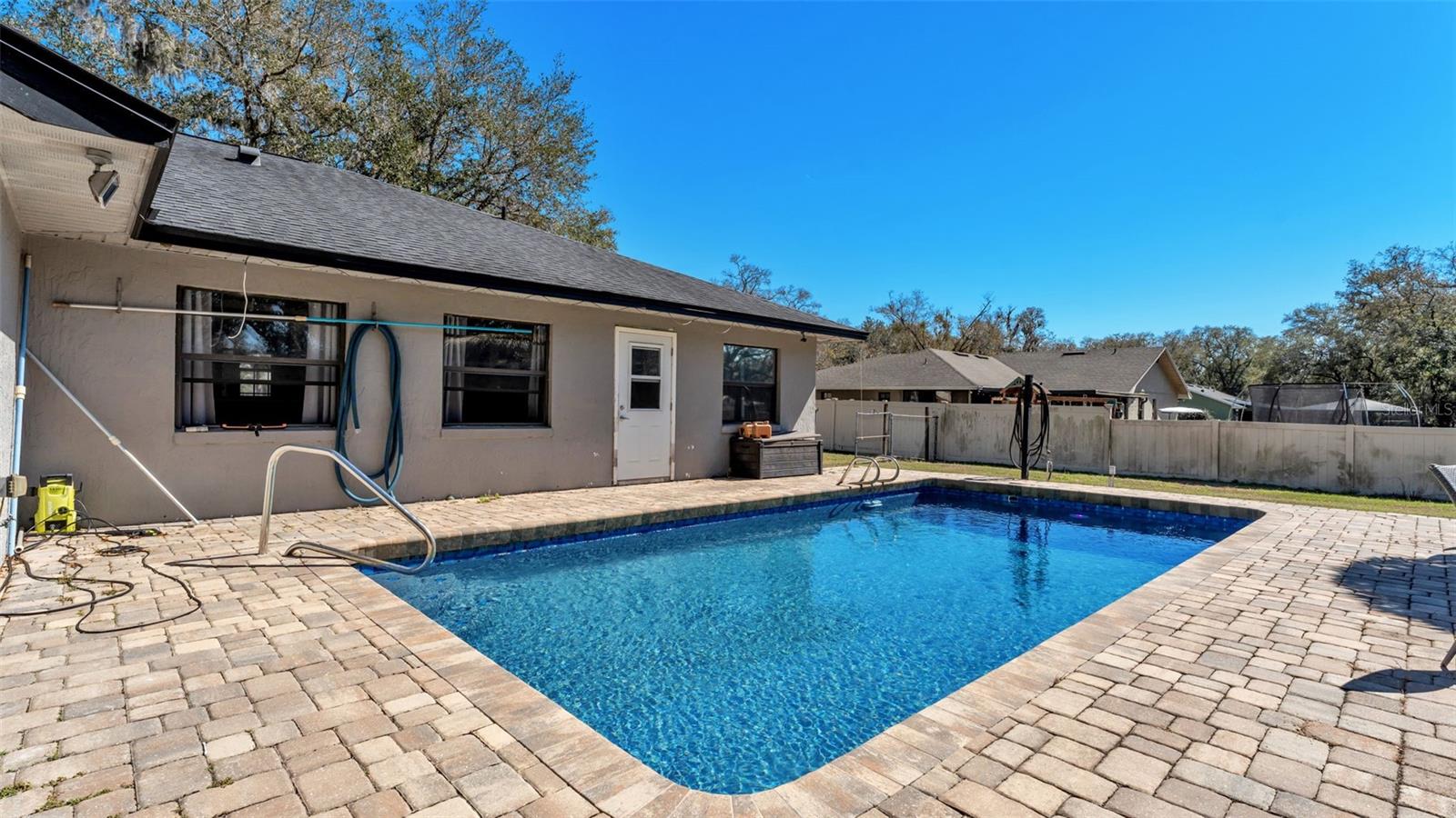 Image 20 of 31 For 6231 Forestwood Drive W