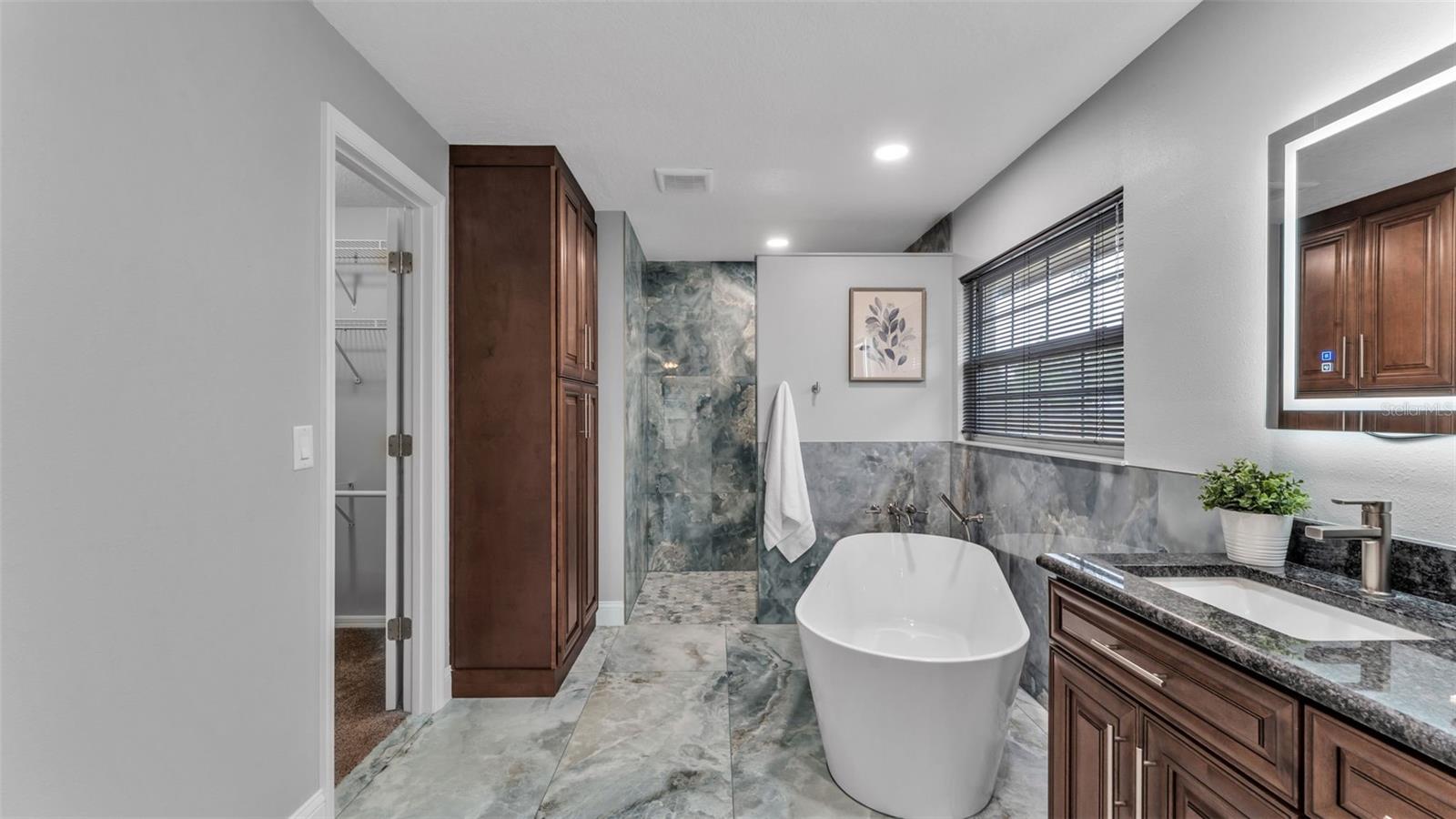 Image 24 of 49 For 7729 Lake Andrea Circle